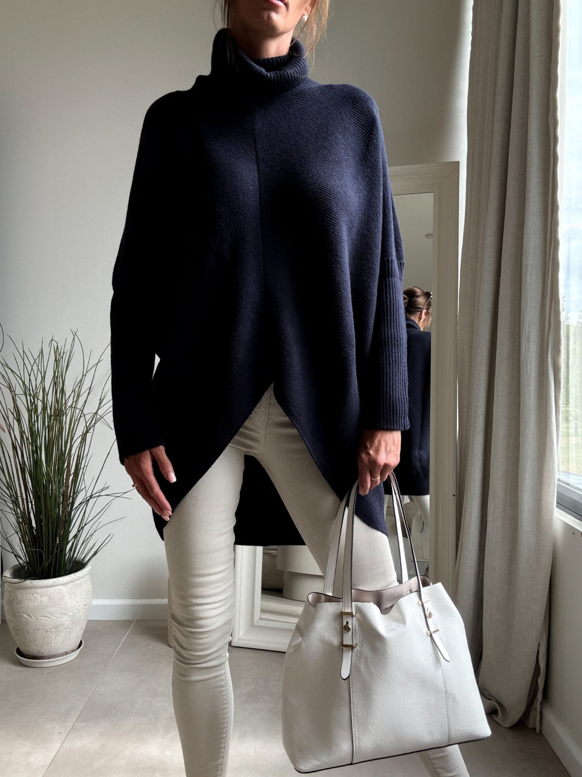 Longer Length Hope Knitted Jumper / Navy