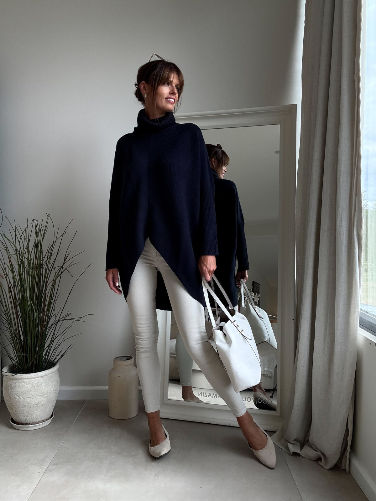 Longer Length Hope Knitted Jumper / Navy