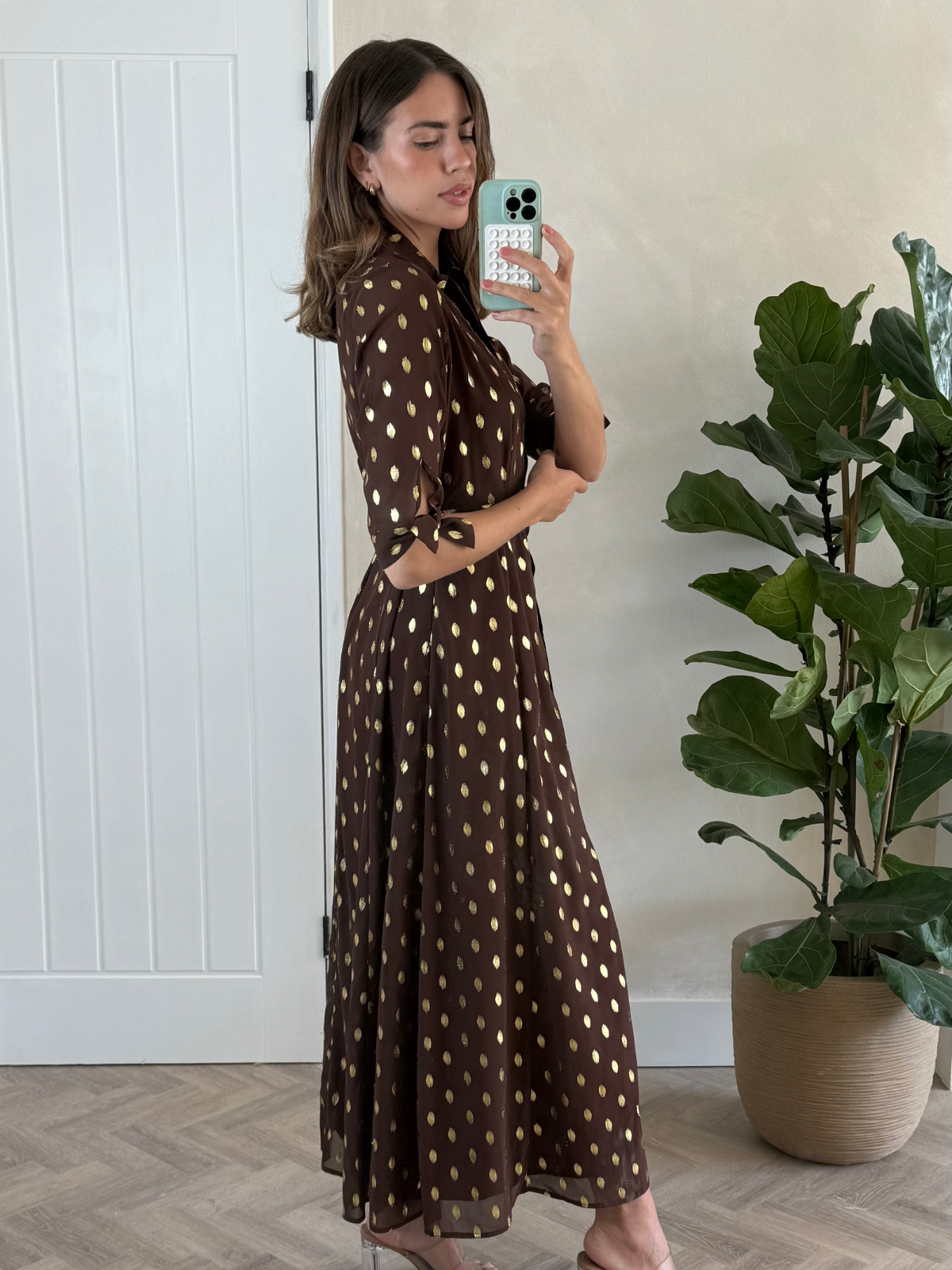 Daphne foil spot in Chocolate brown