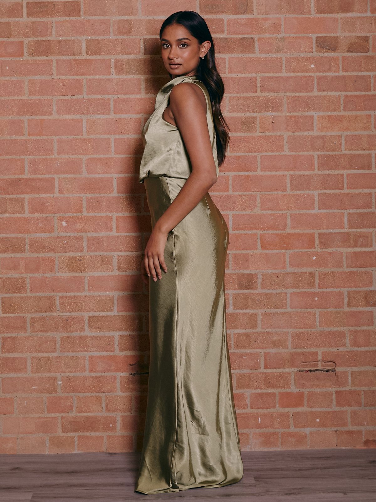 Drape Neck Maxi Satin Dress / Olive