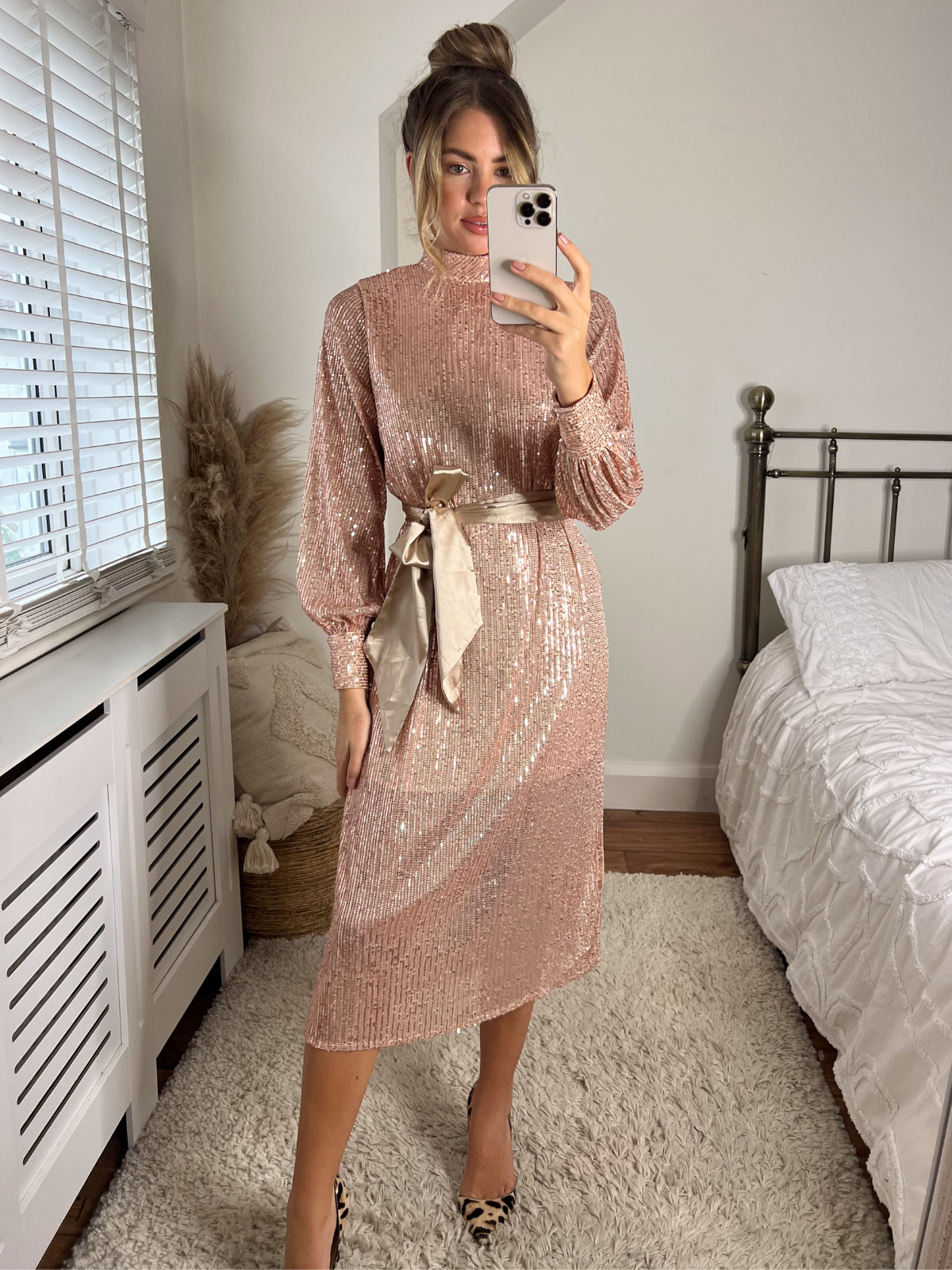 Roxi Sequin Midi Dress / Rose Gold