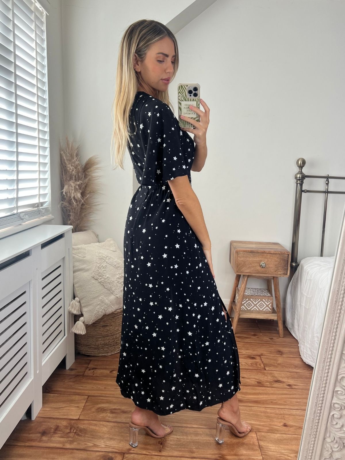 Star Print Midi Dress | Bailey Angel Sleeve Dress