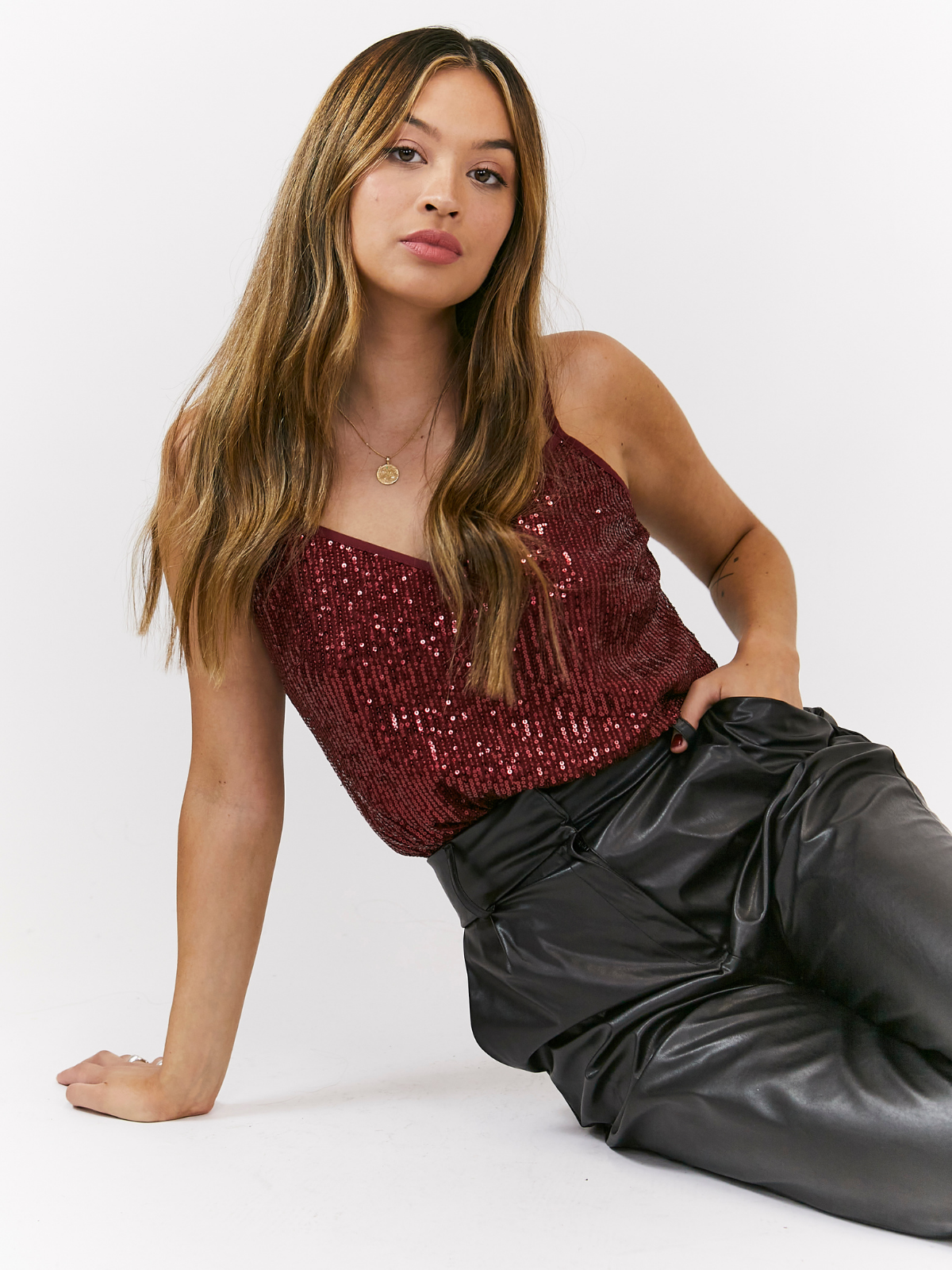 Daya Sequin V Neck Top / Mulberry