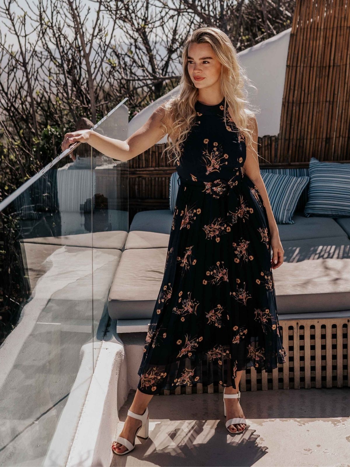 Luisa Belted Pleated Maxi Dress / Navy Floral Print
