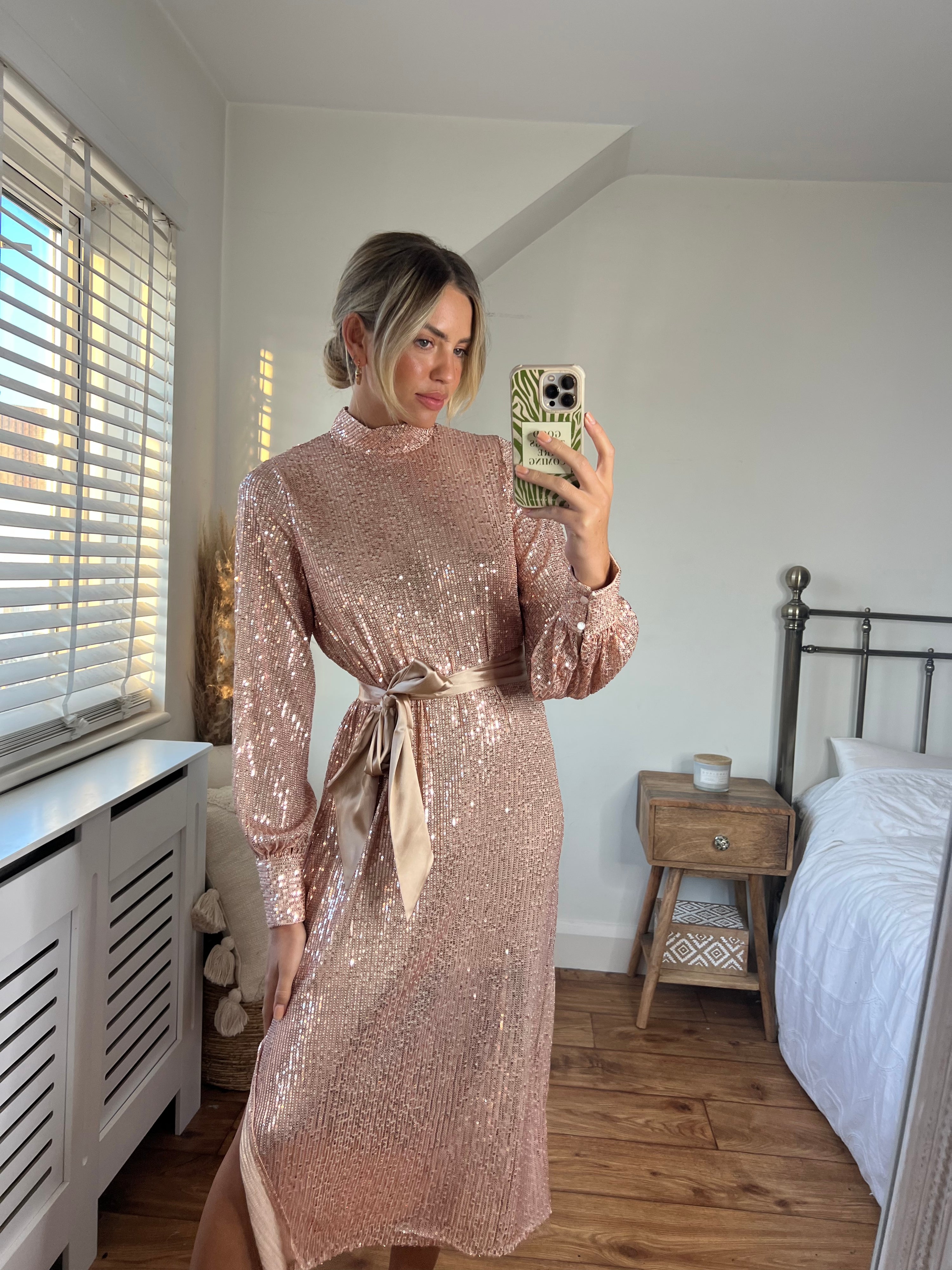 Roxi Sequin Midi Dress / Rose Gold