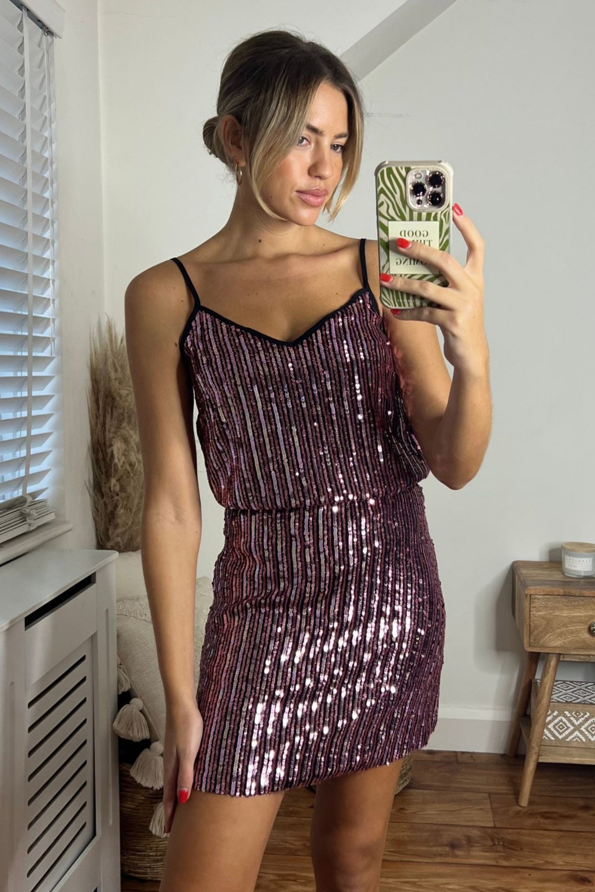 Daya Sequin V Neck Top / Stripe