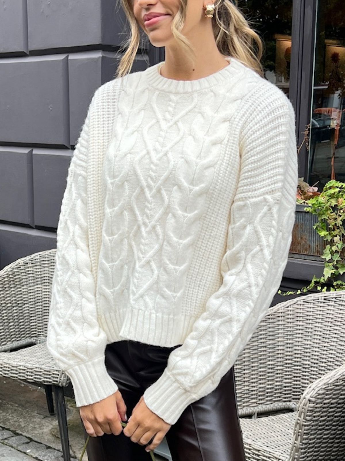 NEW FIT Juniper Cable Knit Jumper in Cream