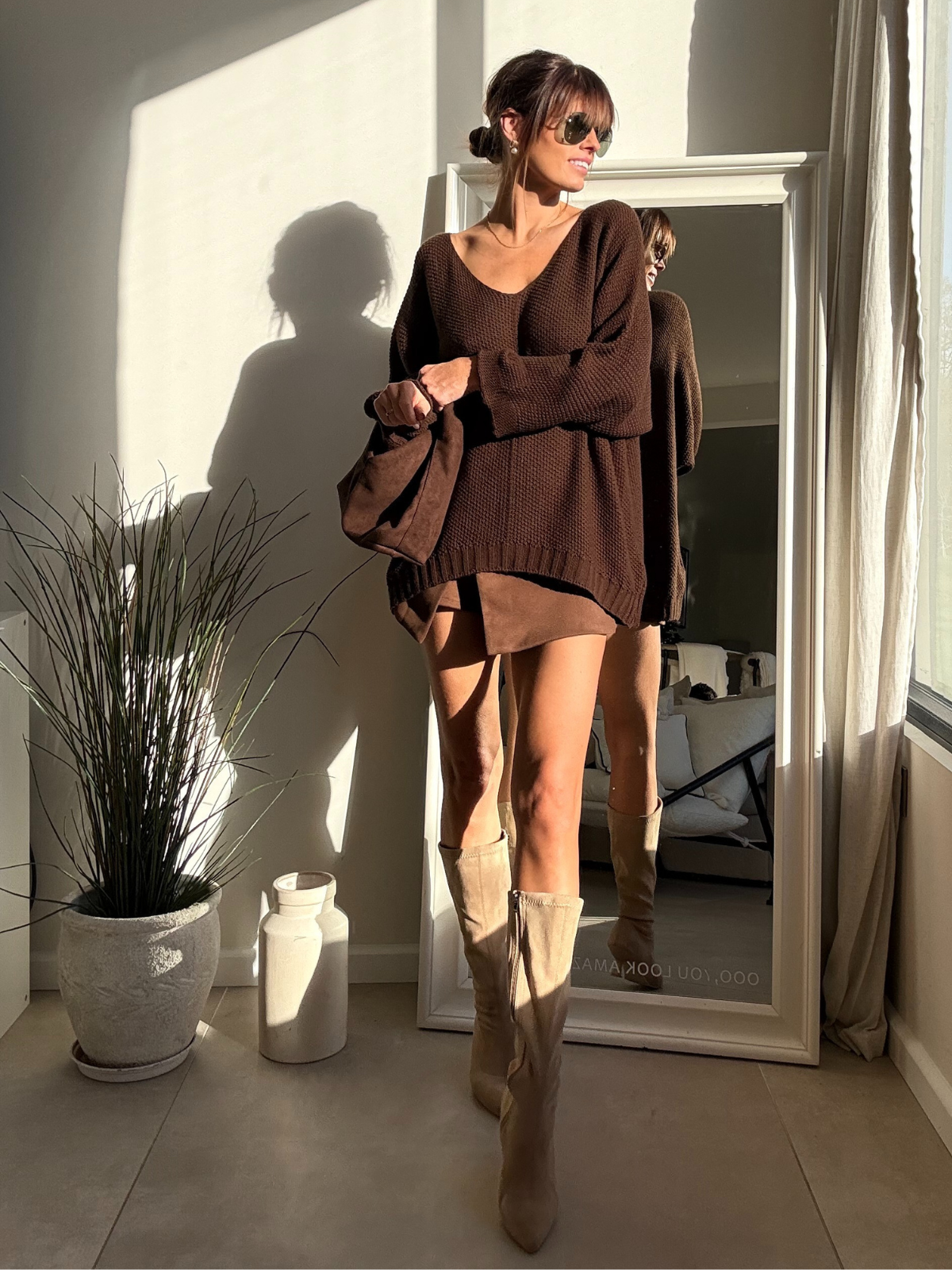 Elodie Oversized knitted V Neck Jumper / Brown