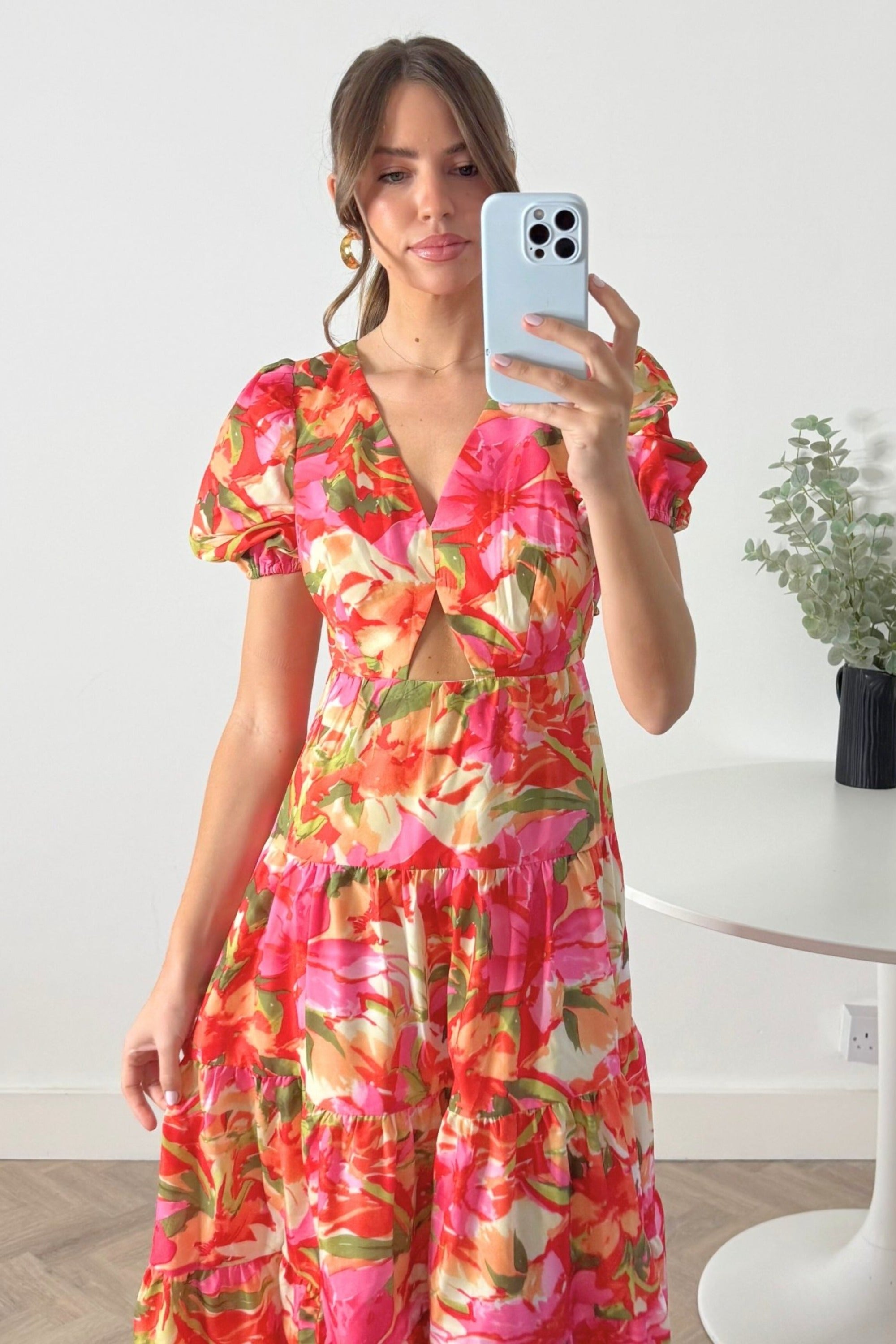 Zoe Tiered Cutout Maxi Dress / Tropical Print - Style Cheat