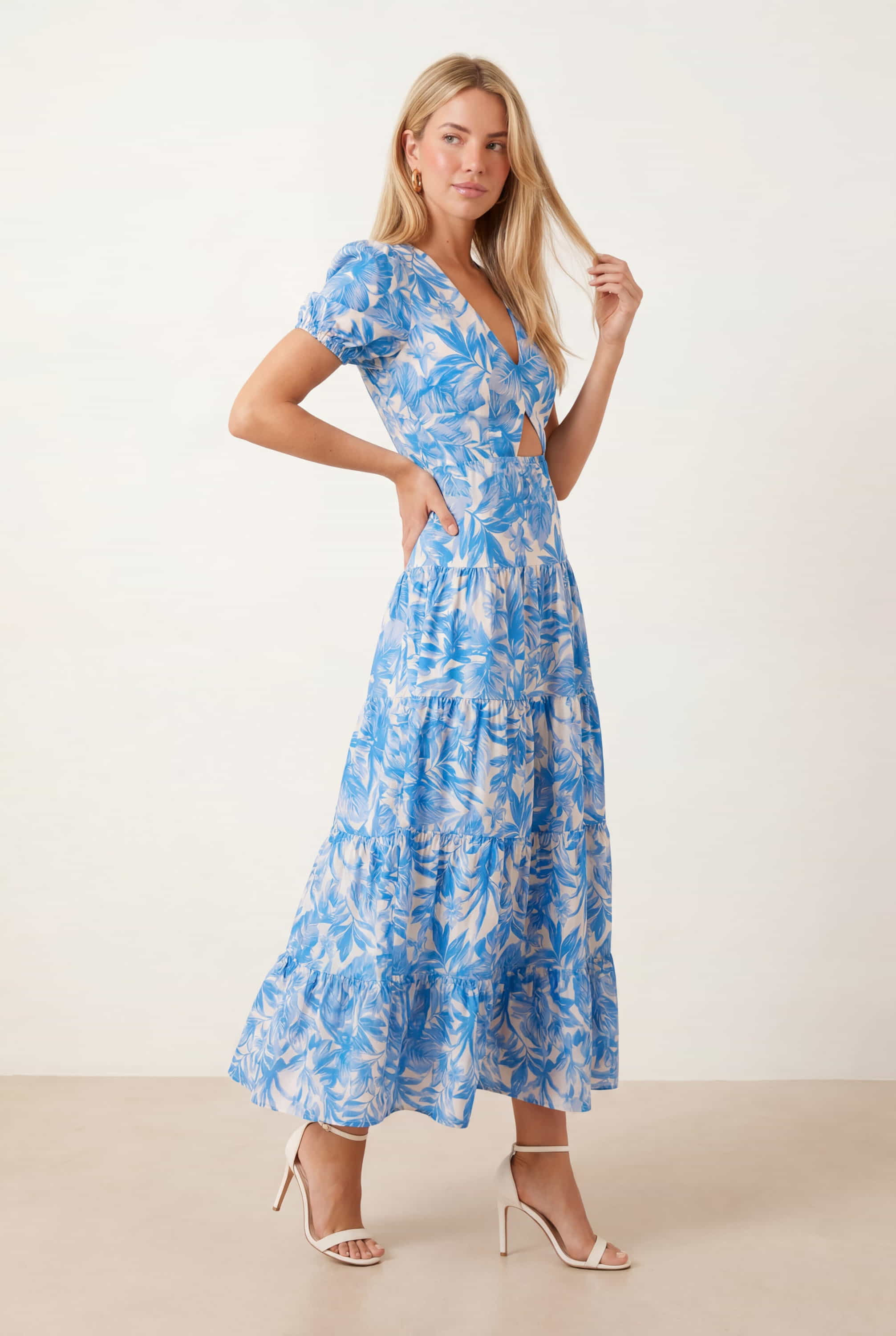 Zoe Tiered Cutout Maxi Dress / Blue Floral