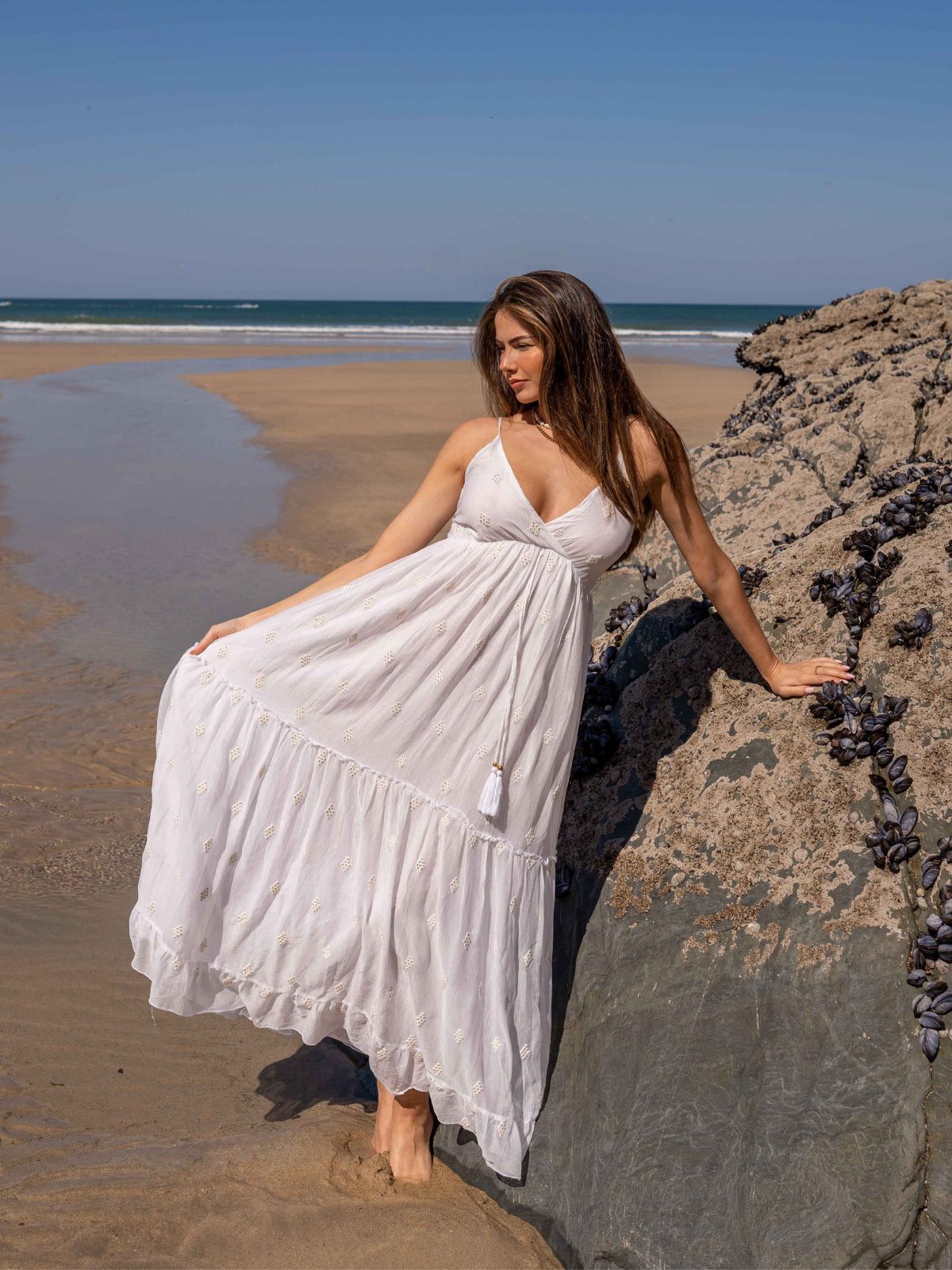 Jade White V-Neck 3/4 Sleeve Beach Dress