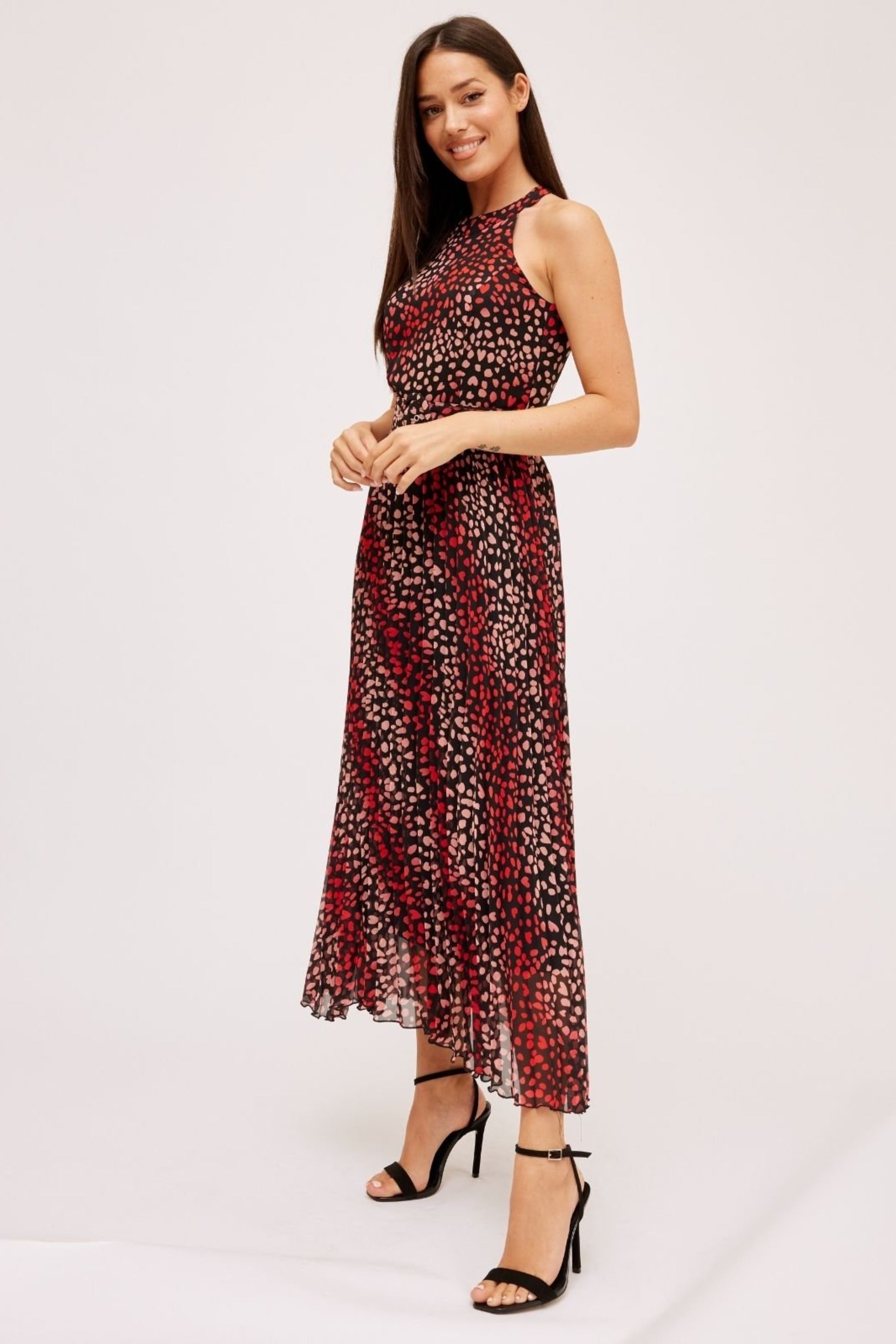 Luisa Belted Pleated Maxi Dress / Multi Black Heart - Style Cheat