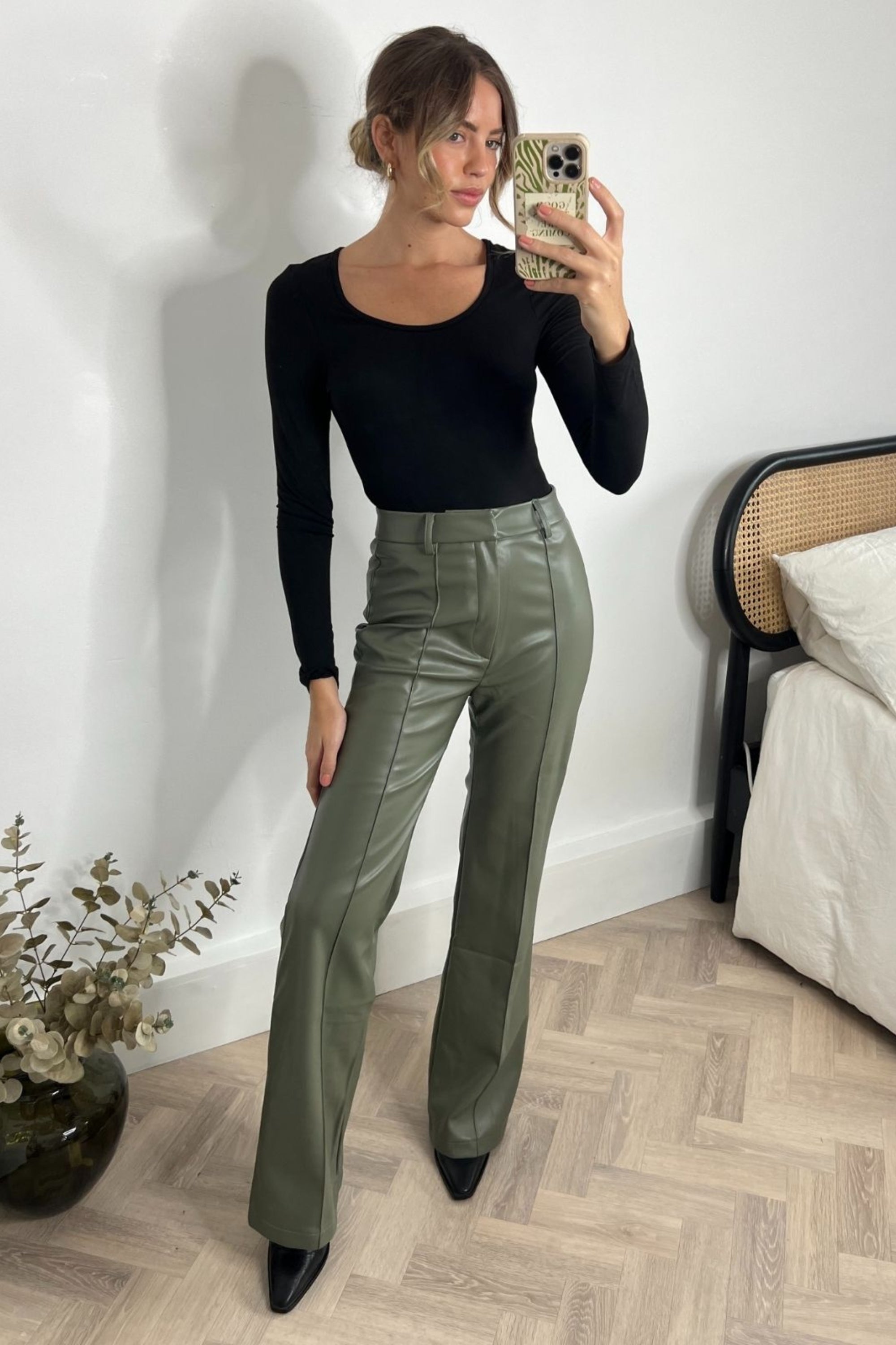 Alyssa PU Flare Trouser / Olive PU