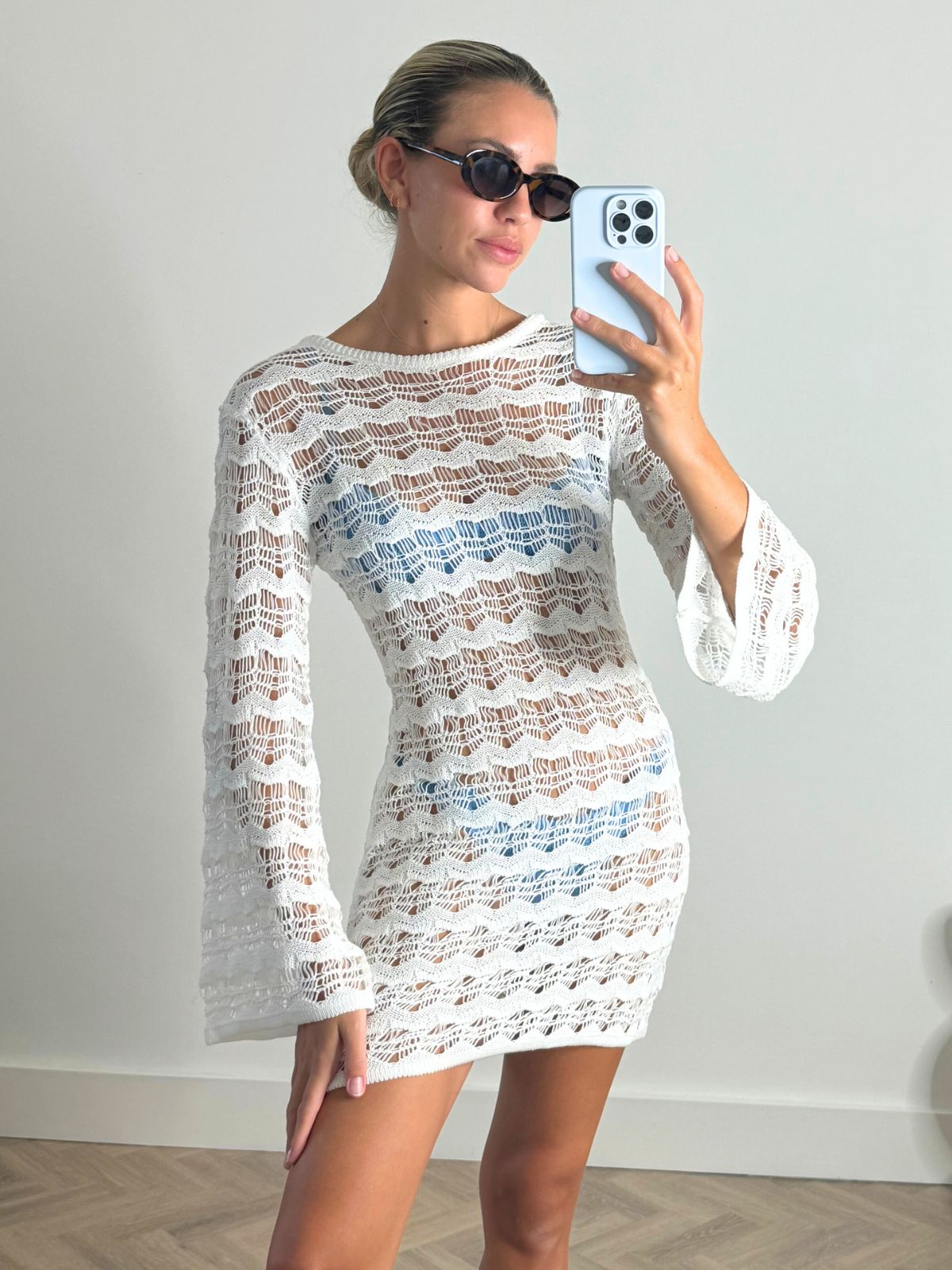 NEW FIT Ocean Long Sleeve Lace Back Mini dress / White