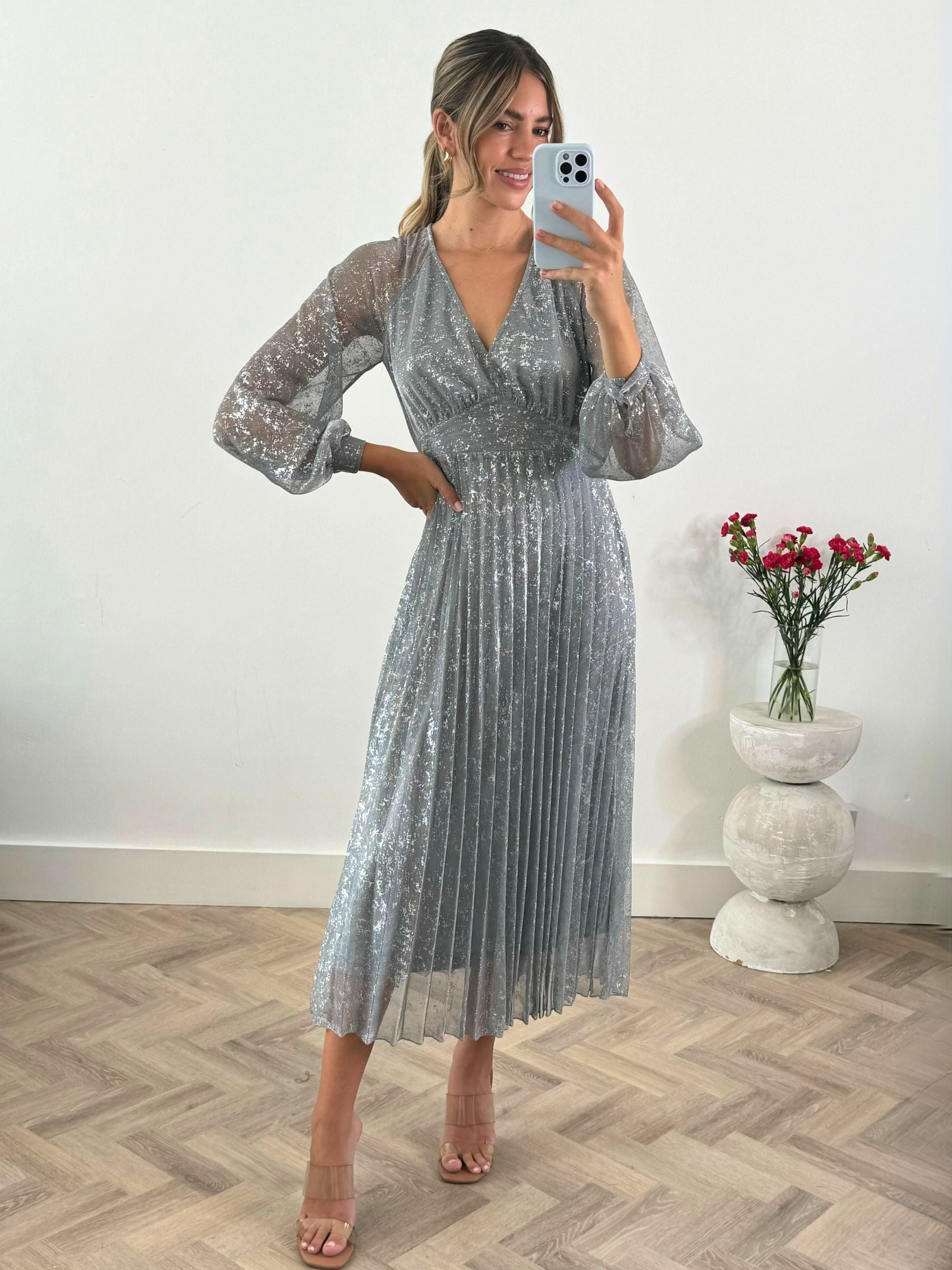 Dannica Pleated Balloon Sleeve Maxi Dress / Silver