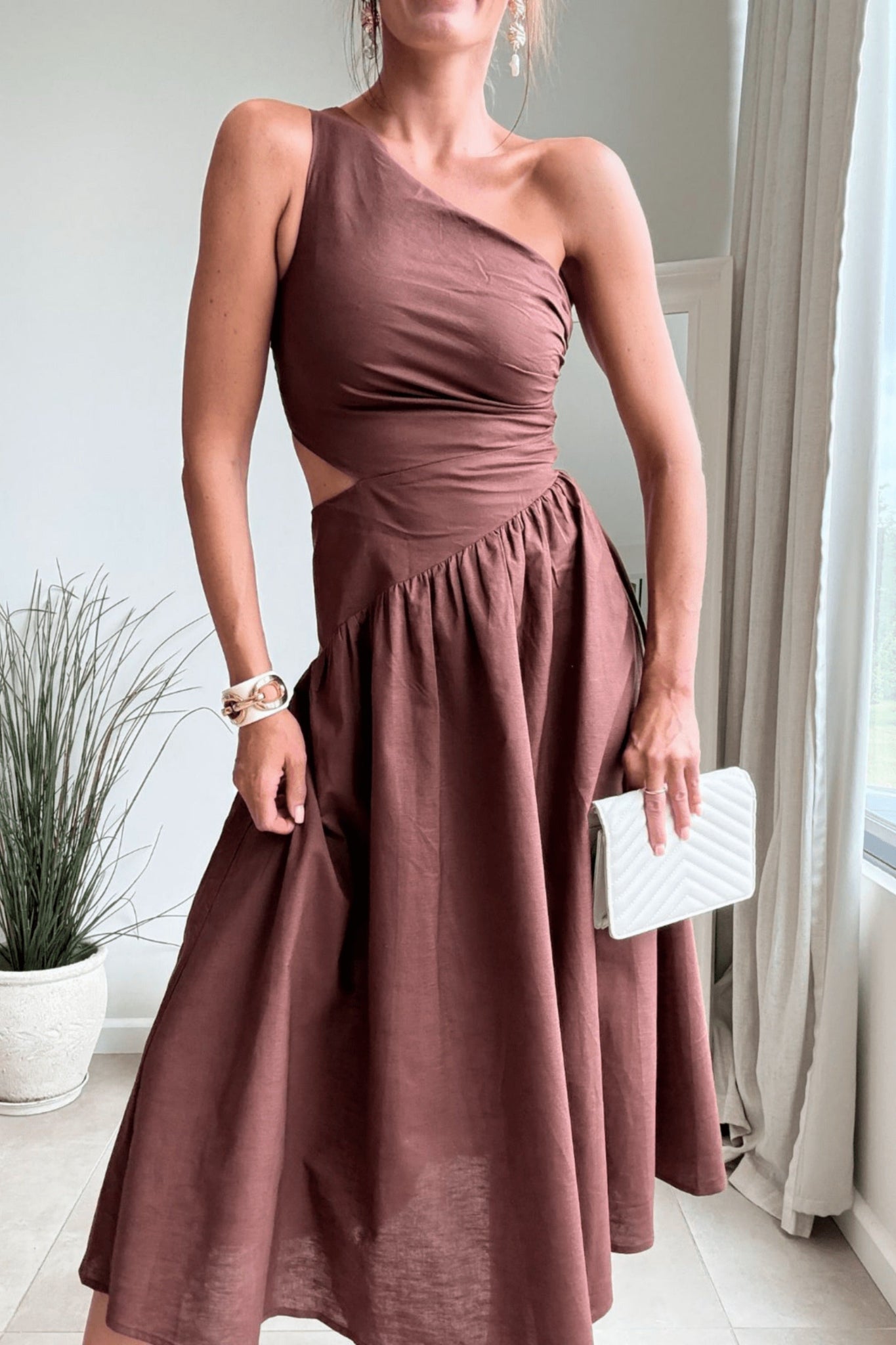 Jasmine Cut Out One Shoulder Dress in Chocolate Brown – Style Cheat