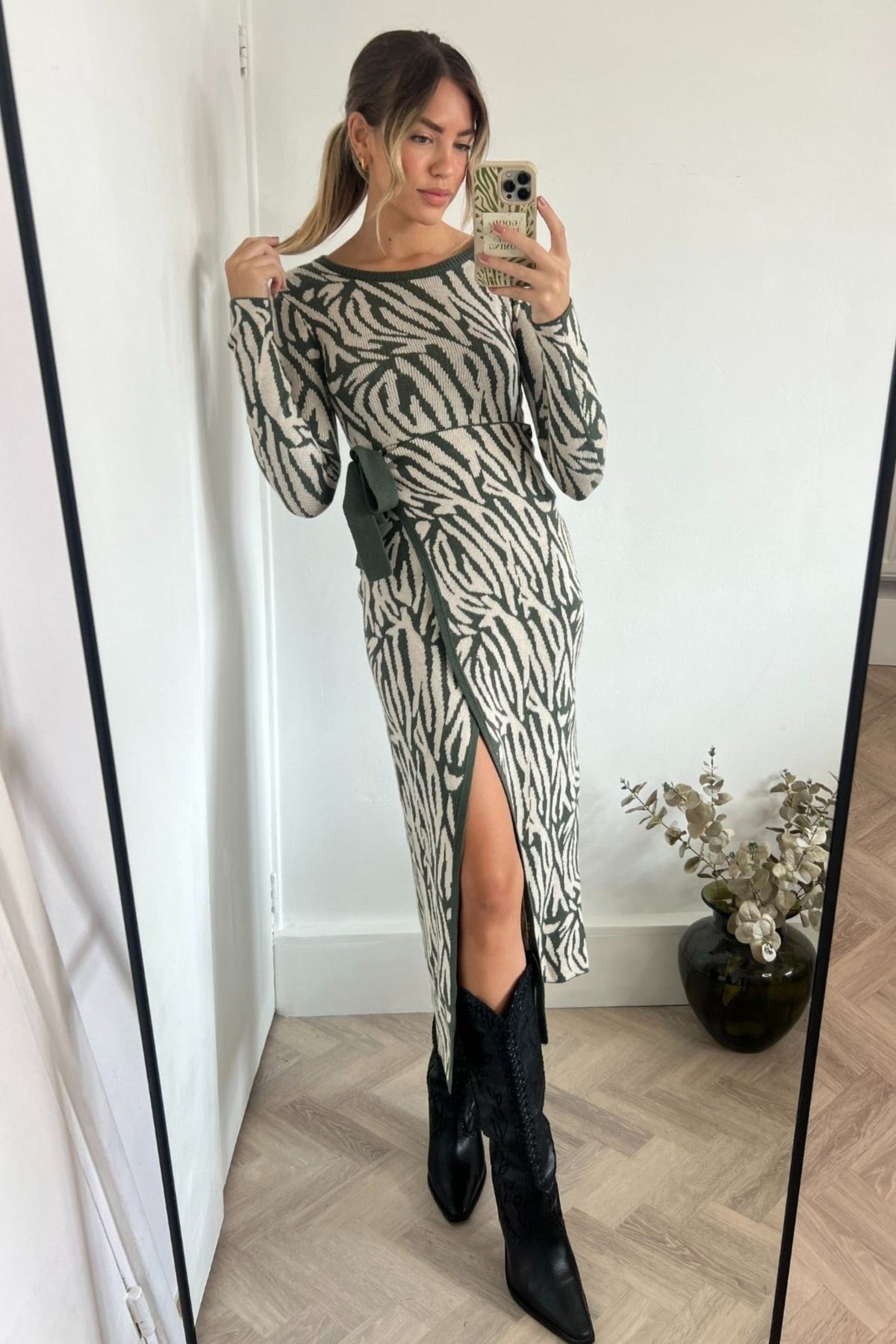 Renee Zebra Jacquard Knitted Midaxi Dress / Khaki
