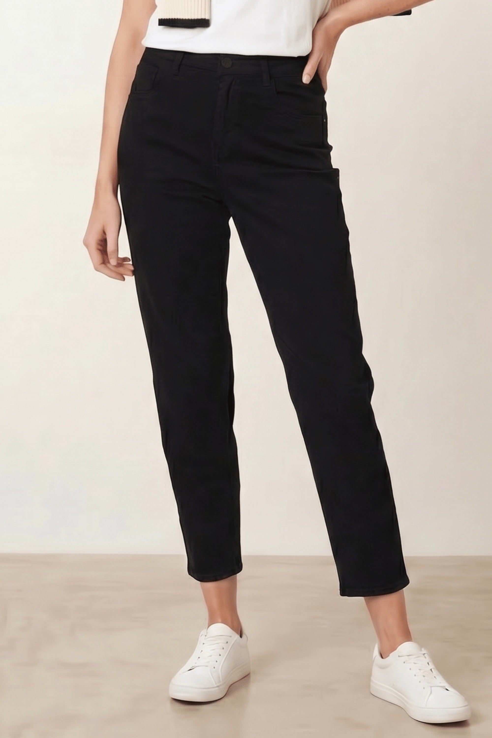 Black Mid Ankle Jean - Style Cheat