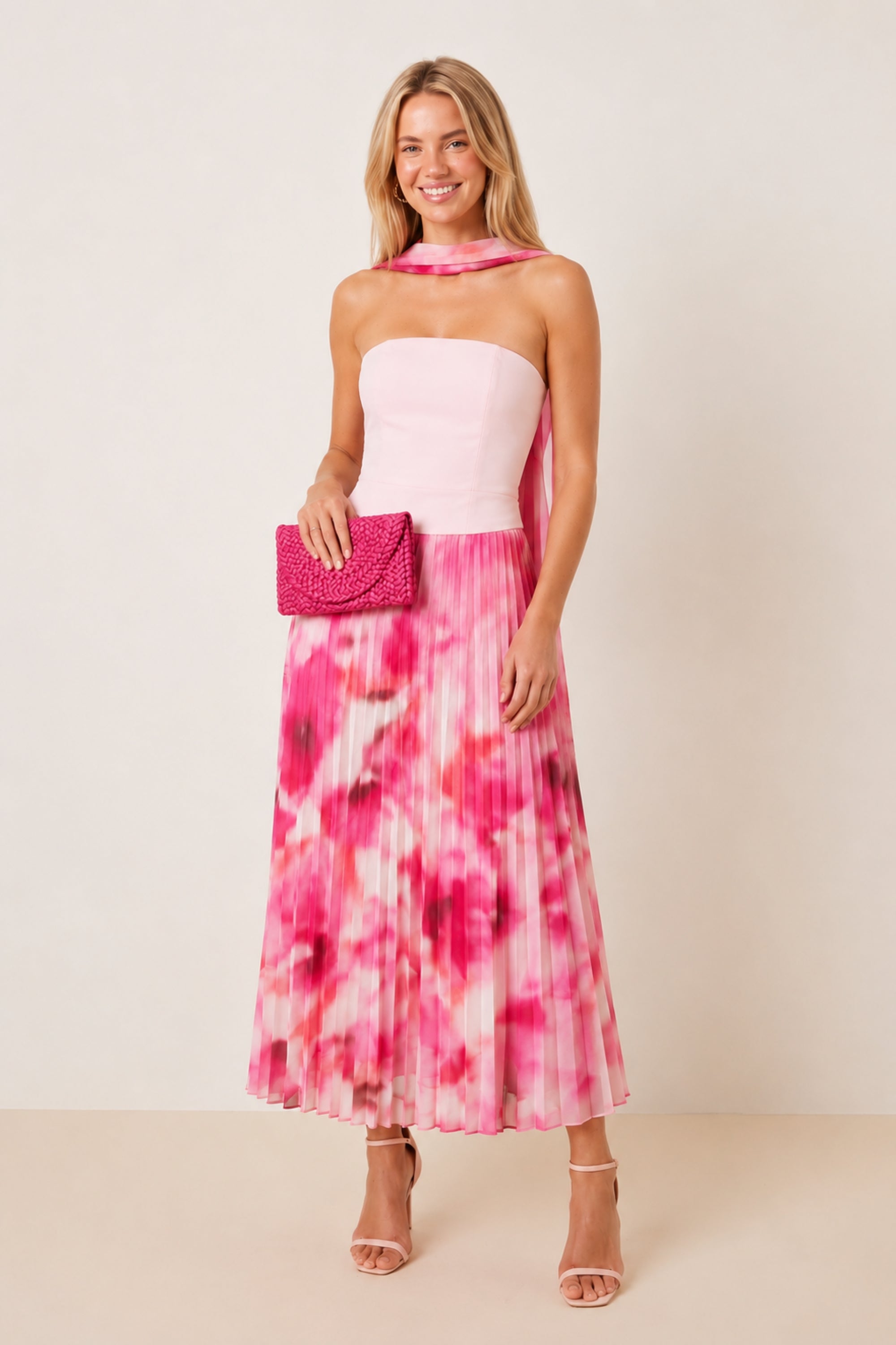 toni long sleeved pleated maxi dress Toni Long Sleeved Pleated Maxi Dress Style Cheat