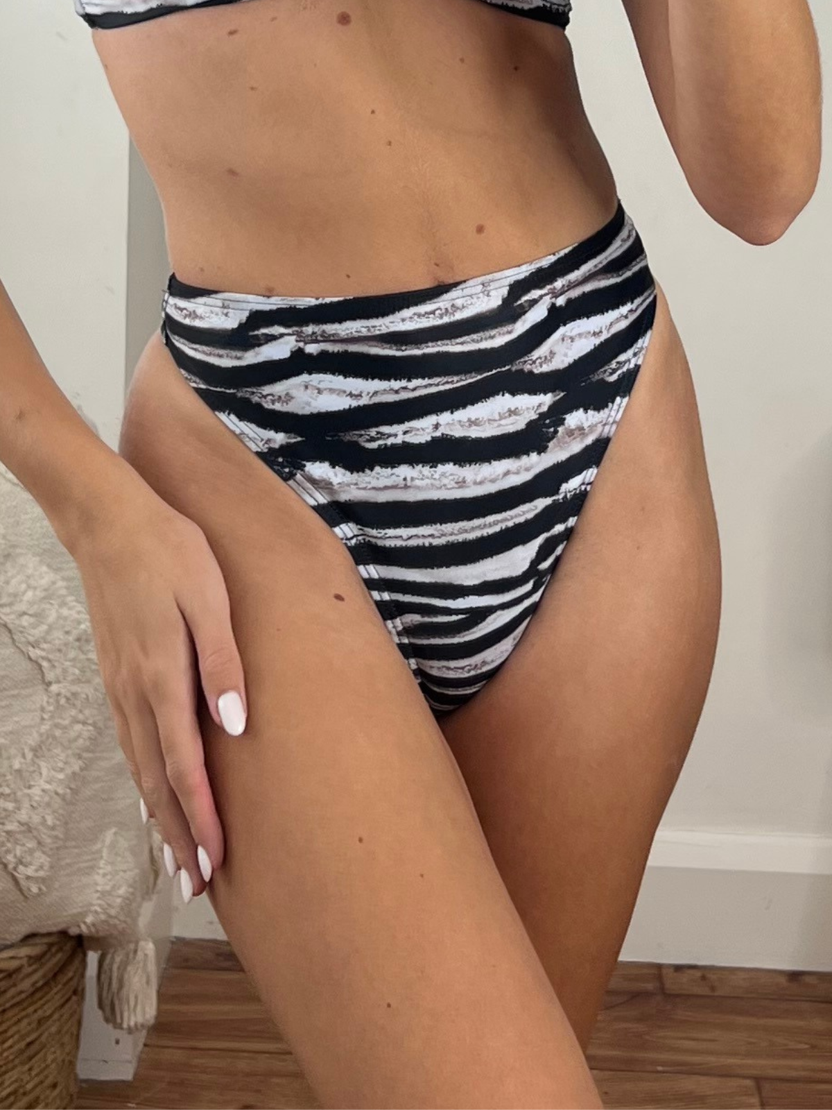 South Beach Leo High waist Bikini Bottom / Mono Zebra