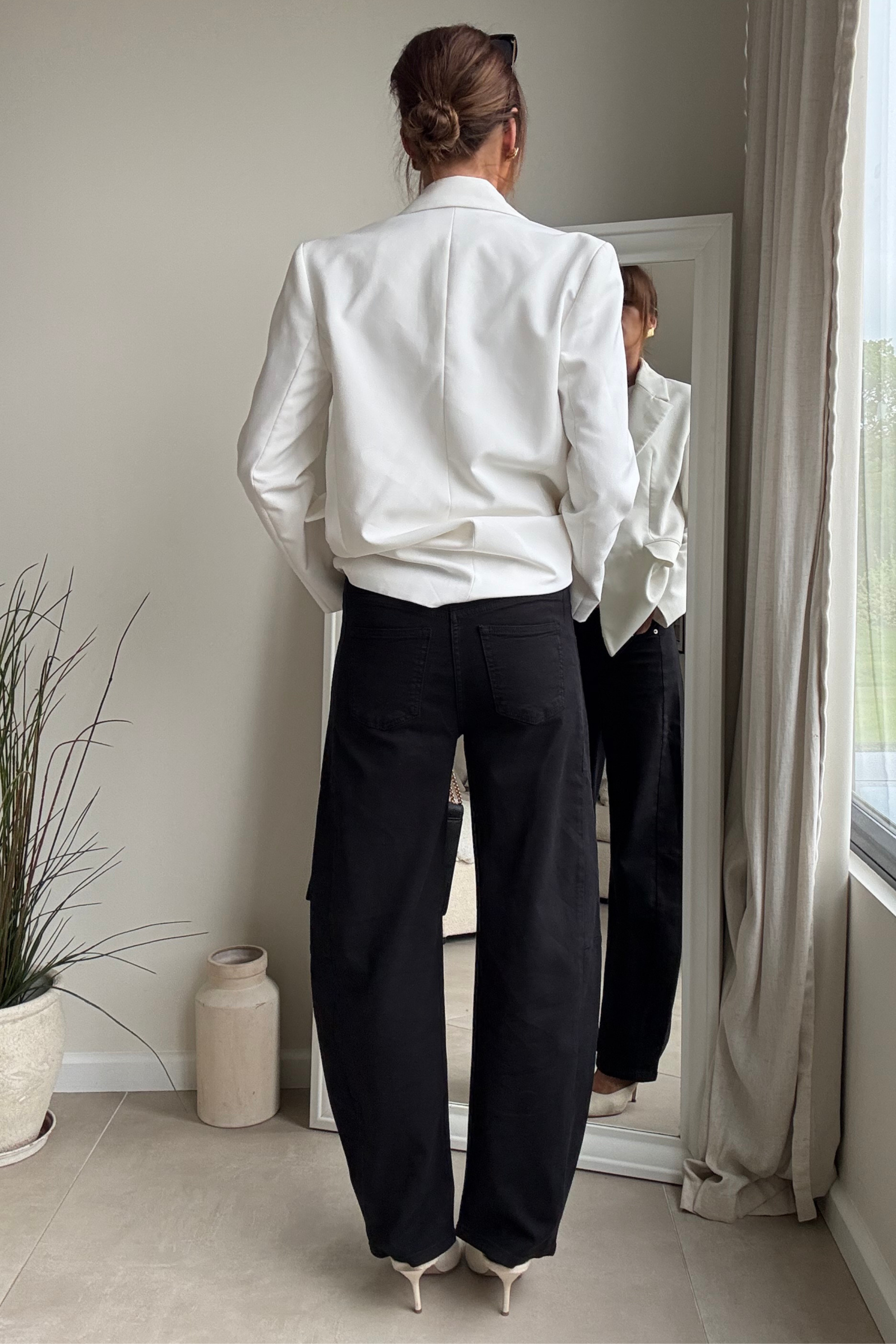Black Barel Jean