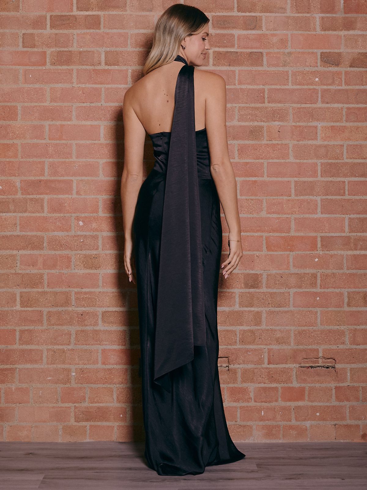 Asymmetric Scarf Satin Maxi Dress / Black Style Cheat Asymmetric Scarf Satin Maxi Dress / Black Style Cheat