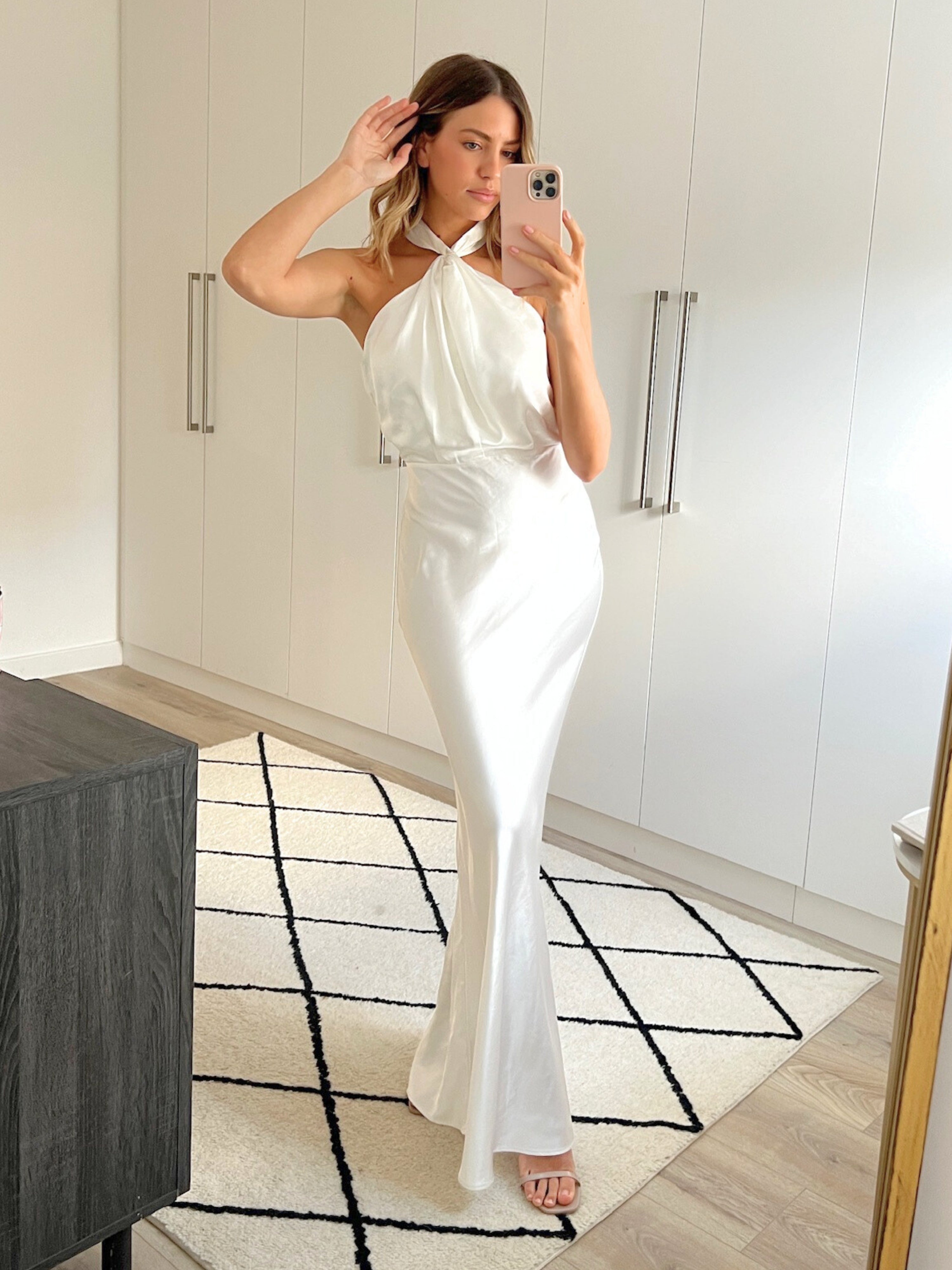 Lara Halter Split column Dress / White