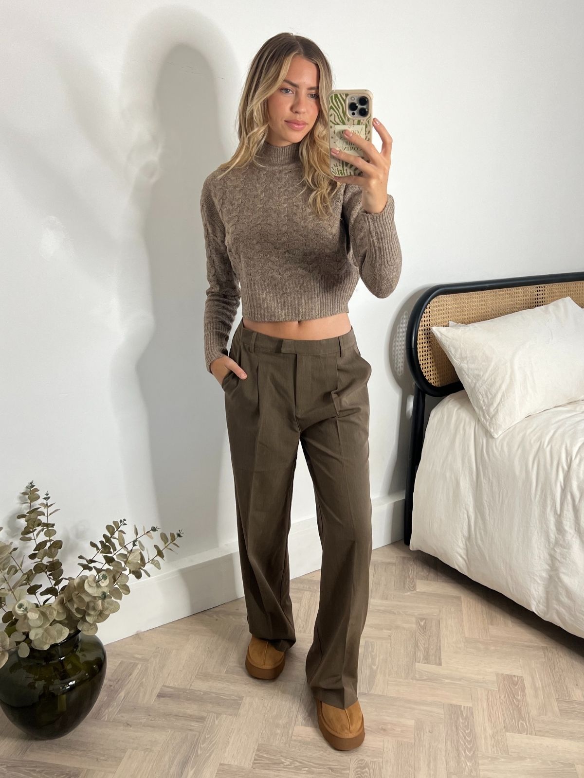 Alice Straight Leg Low Rise Suit Trousers / Brown