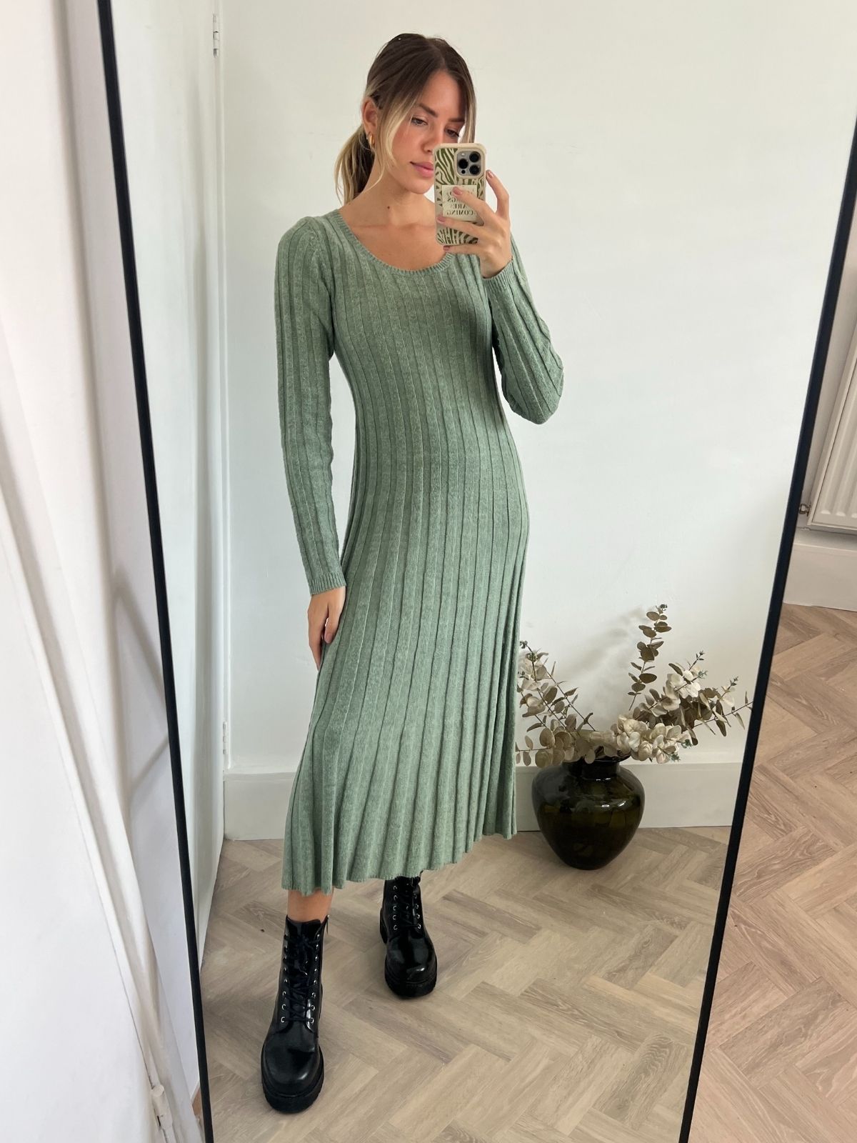 Liberty Cosy Ribbed Knitted Midaxi Dress / Green