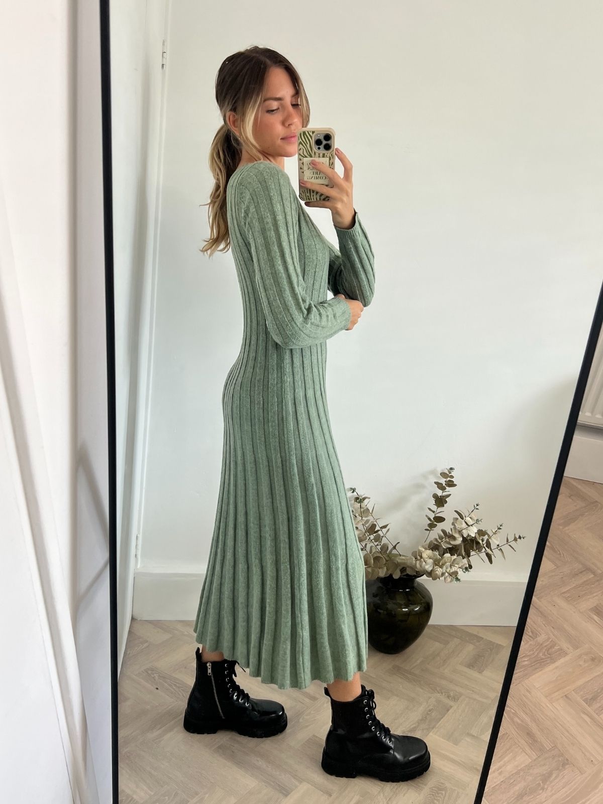 Liberty Cosy Ribbed Knitted Midaxi Dress / Green