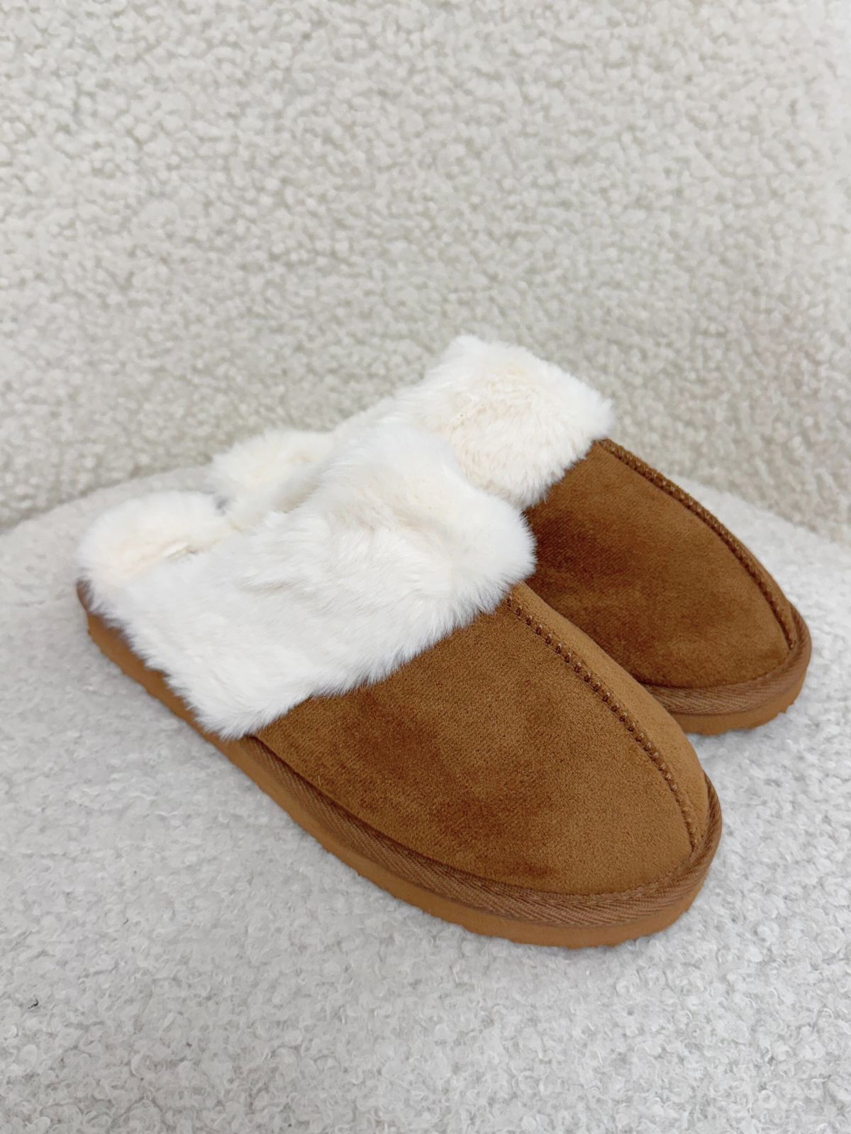 Bear Fluffy Faux Fur Lined Slipper in Chestnut