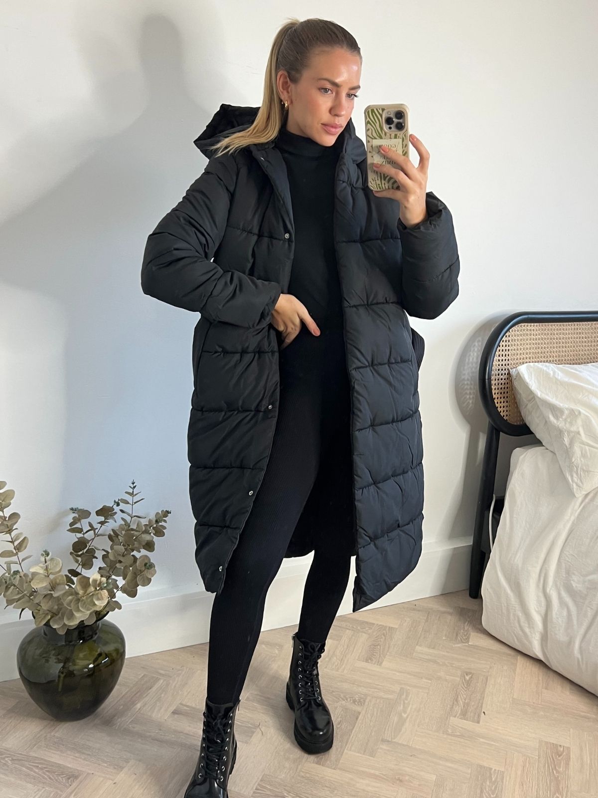 Maxi Length Puffer Coat / Black