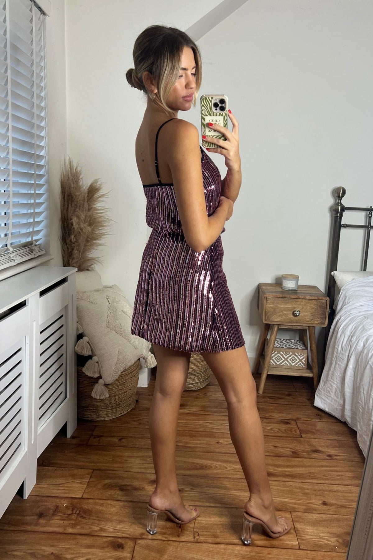 Daya Sequin V Neck Top / Stripe