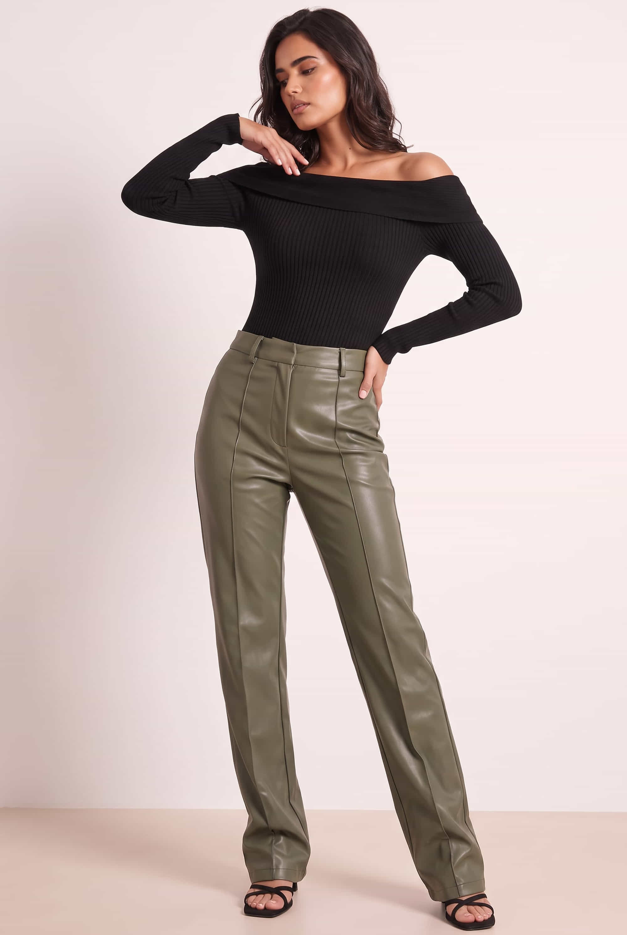Alyssa PU Flare Trouser / Olive PU