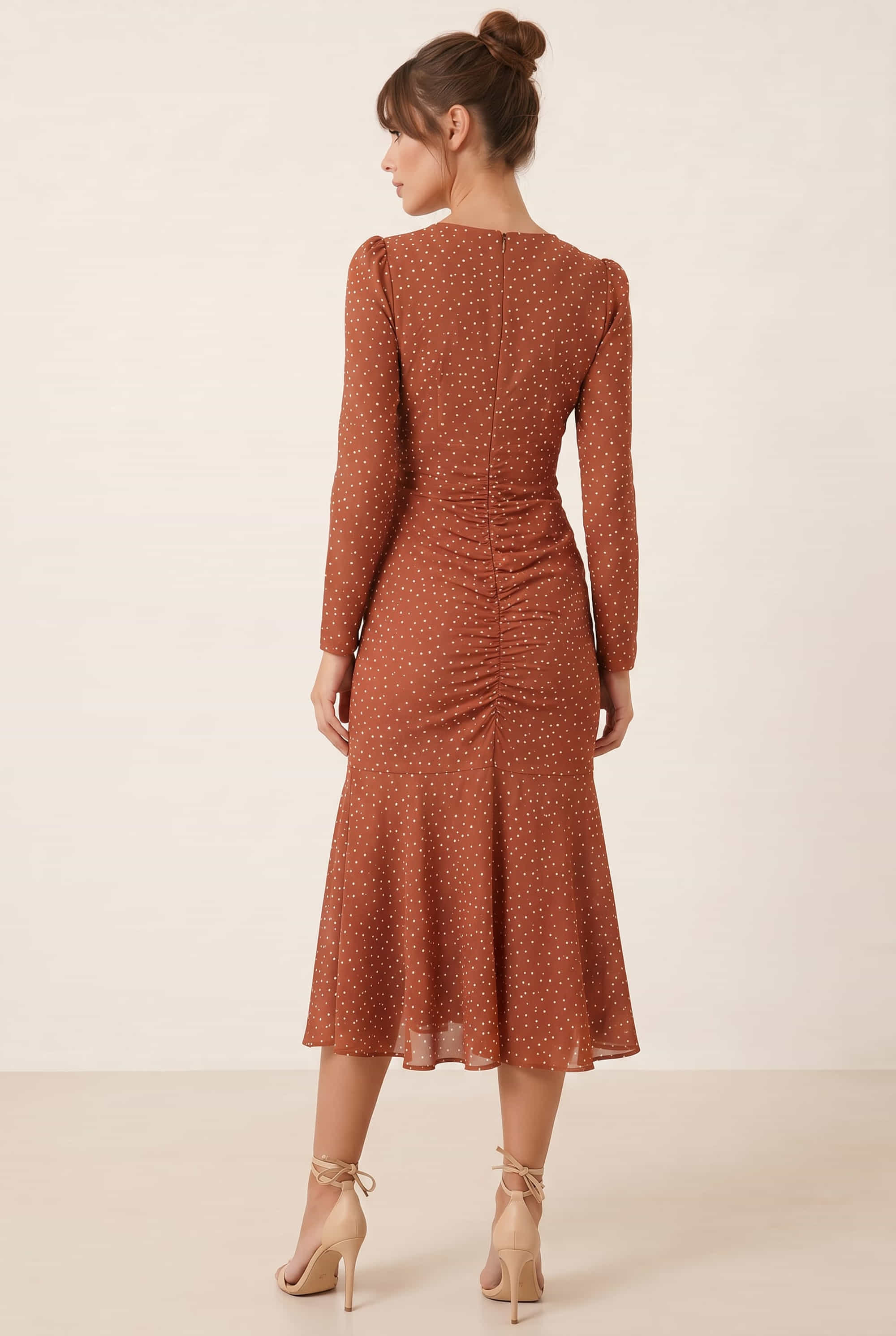 Bambie Spot Ruched Dress in Chocolate