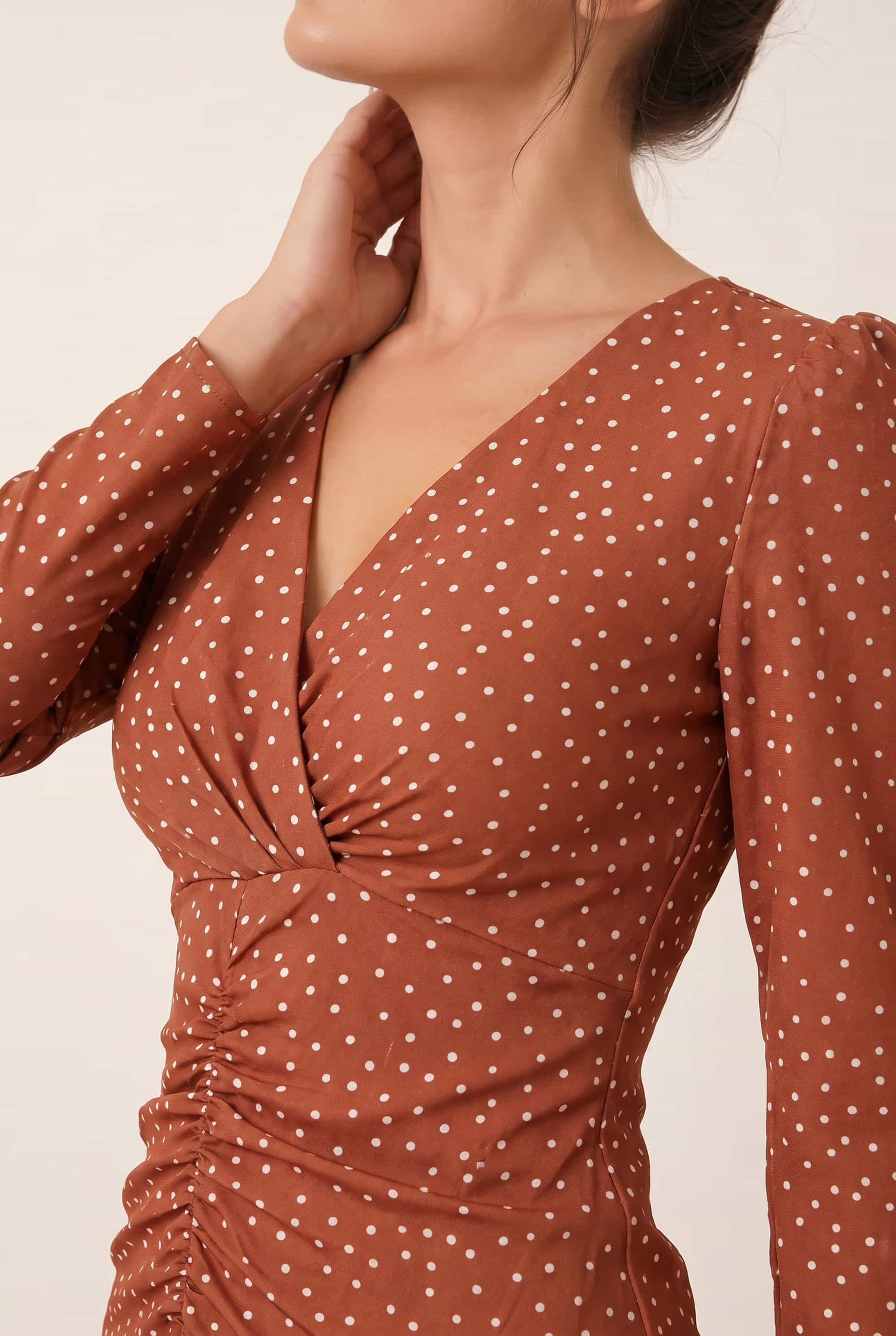 Bambie Spot Ruched Dress in Chocolate