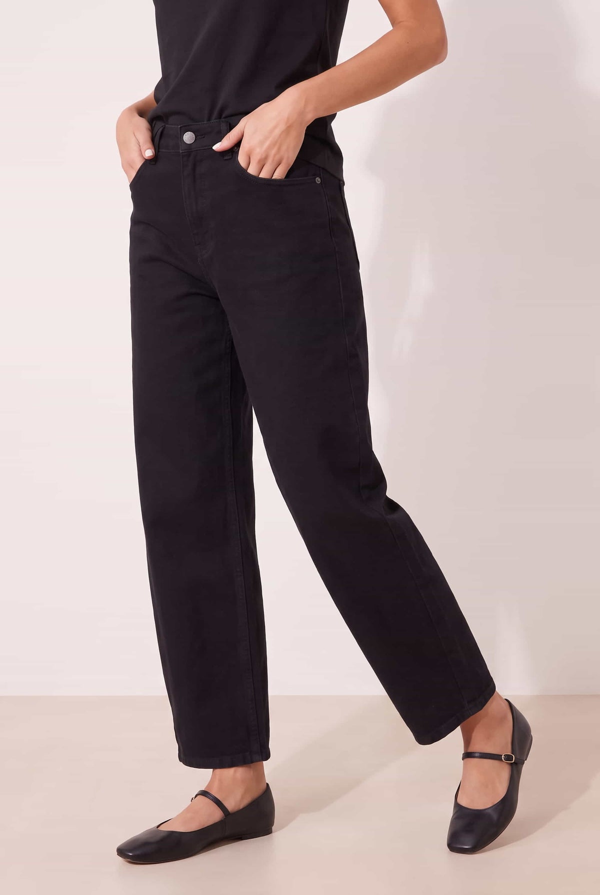 Black Barel Jean
