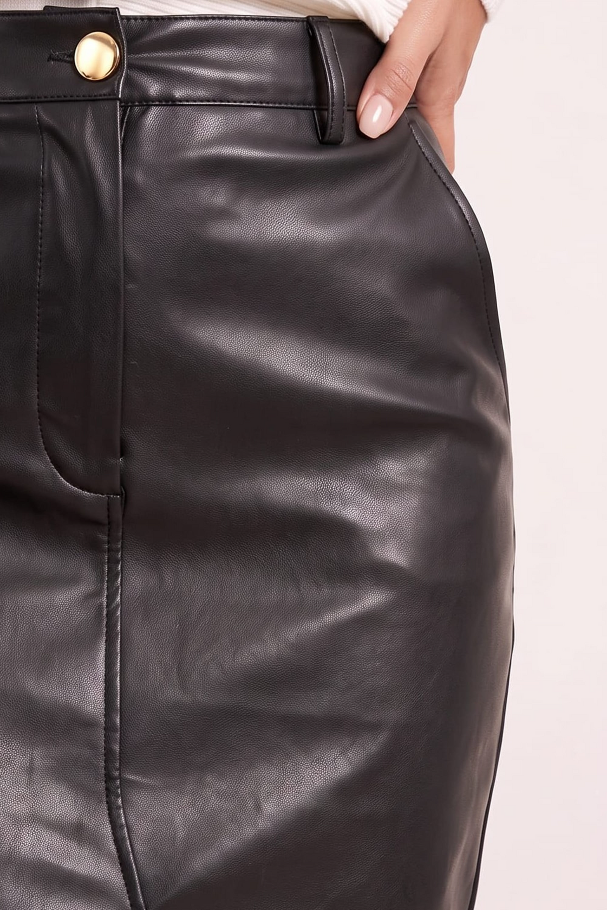 Brielle Pu Midi Skirt / Black