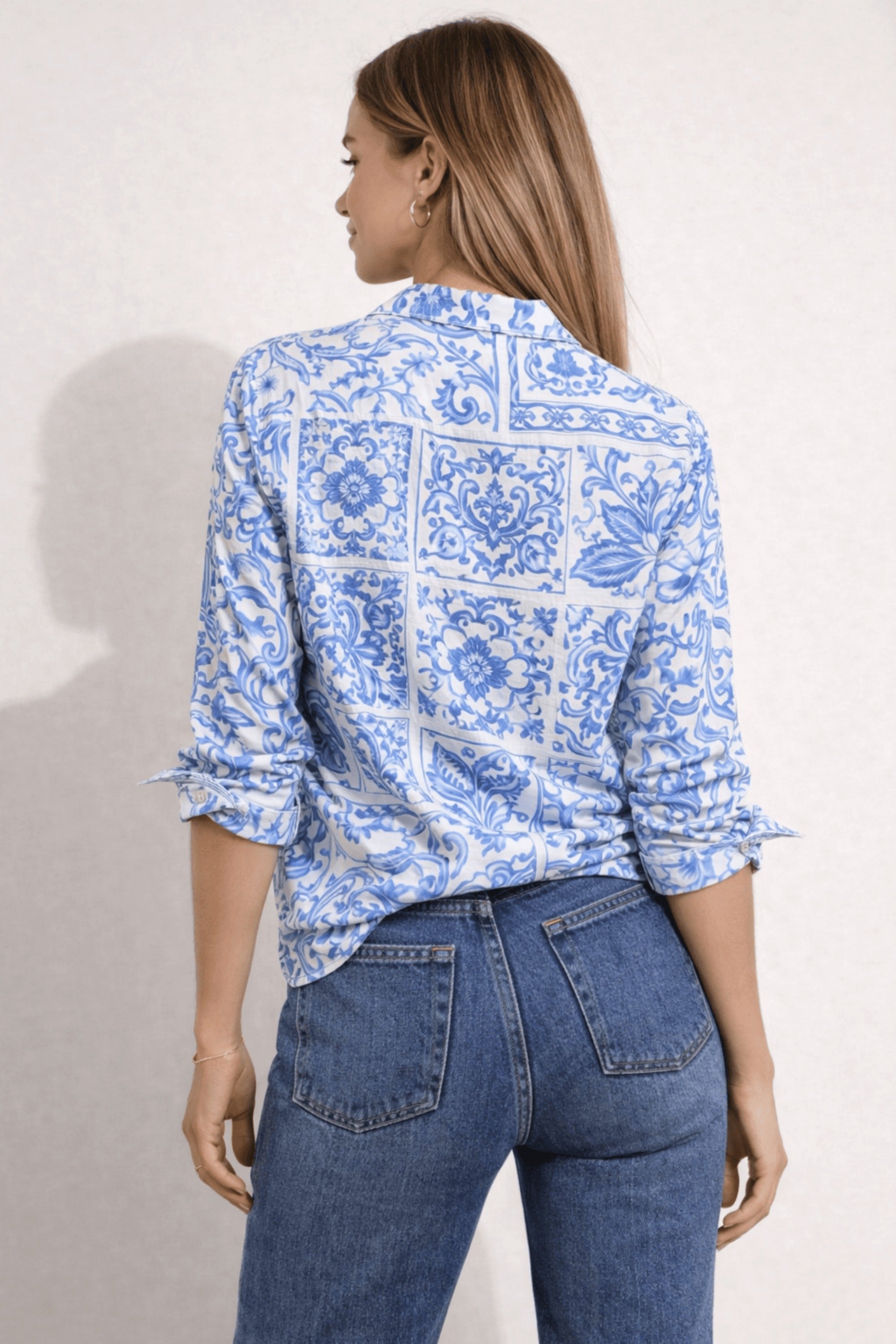 Blue Paisley Shirt - Style Cheat