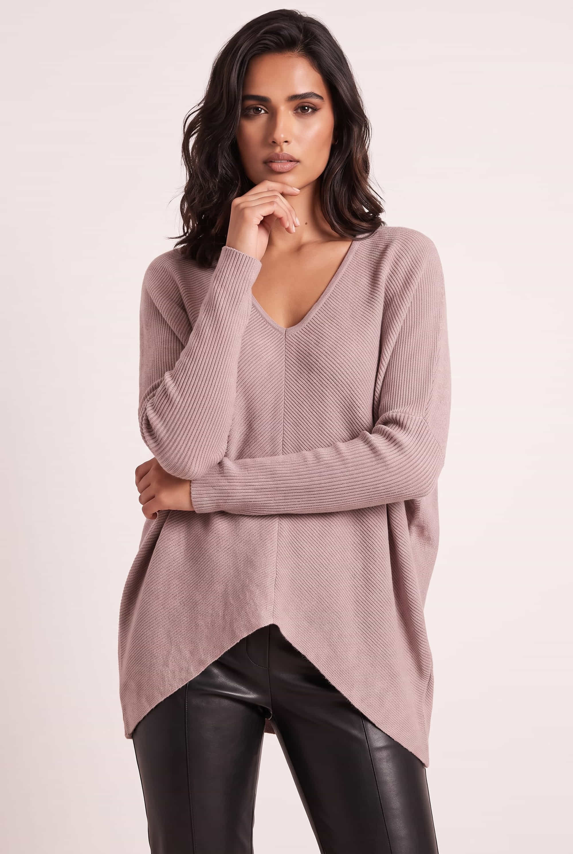 Ella Oversized knitted V Neck Jumper / Beige