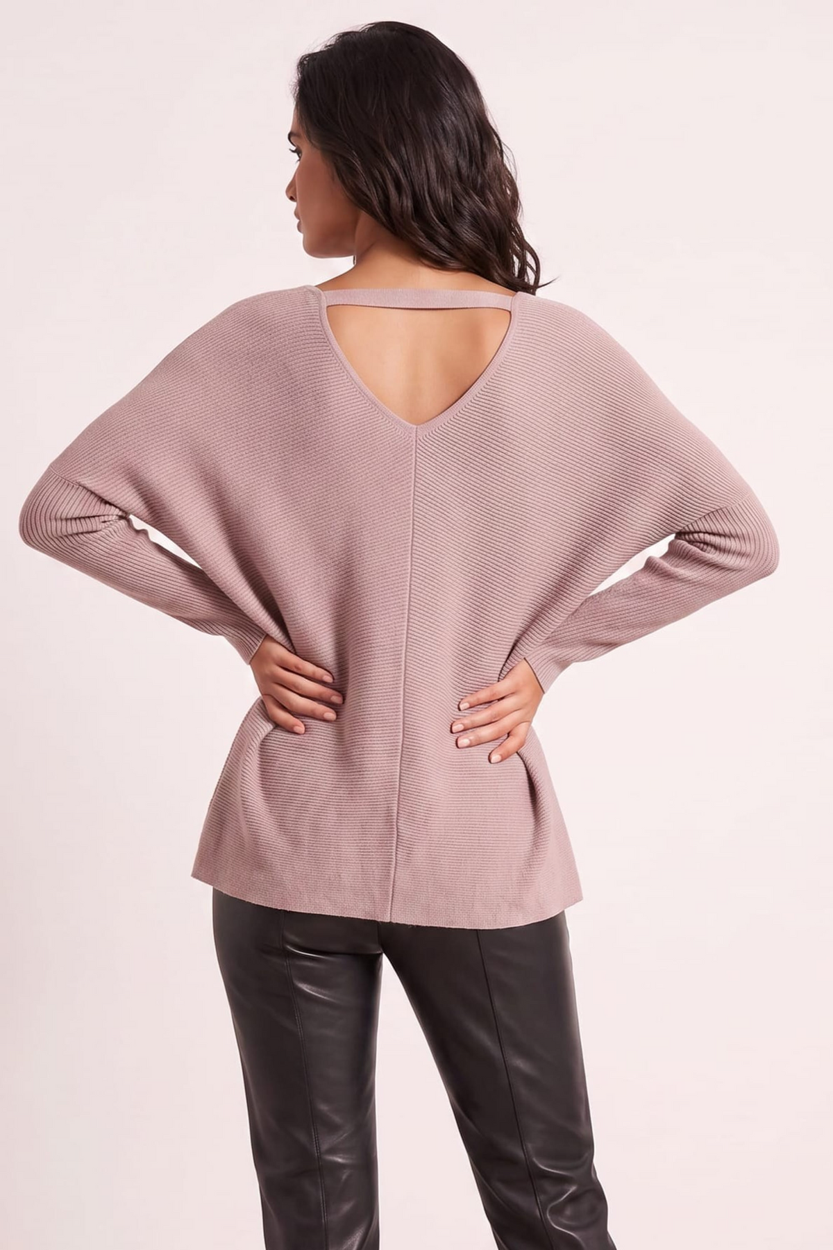 Ella Oversized knitted V Neck Jumper / Beige