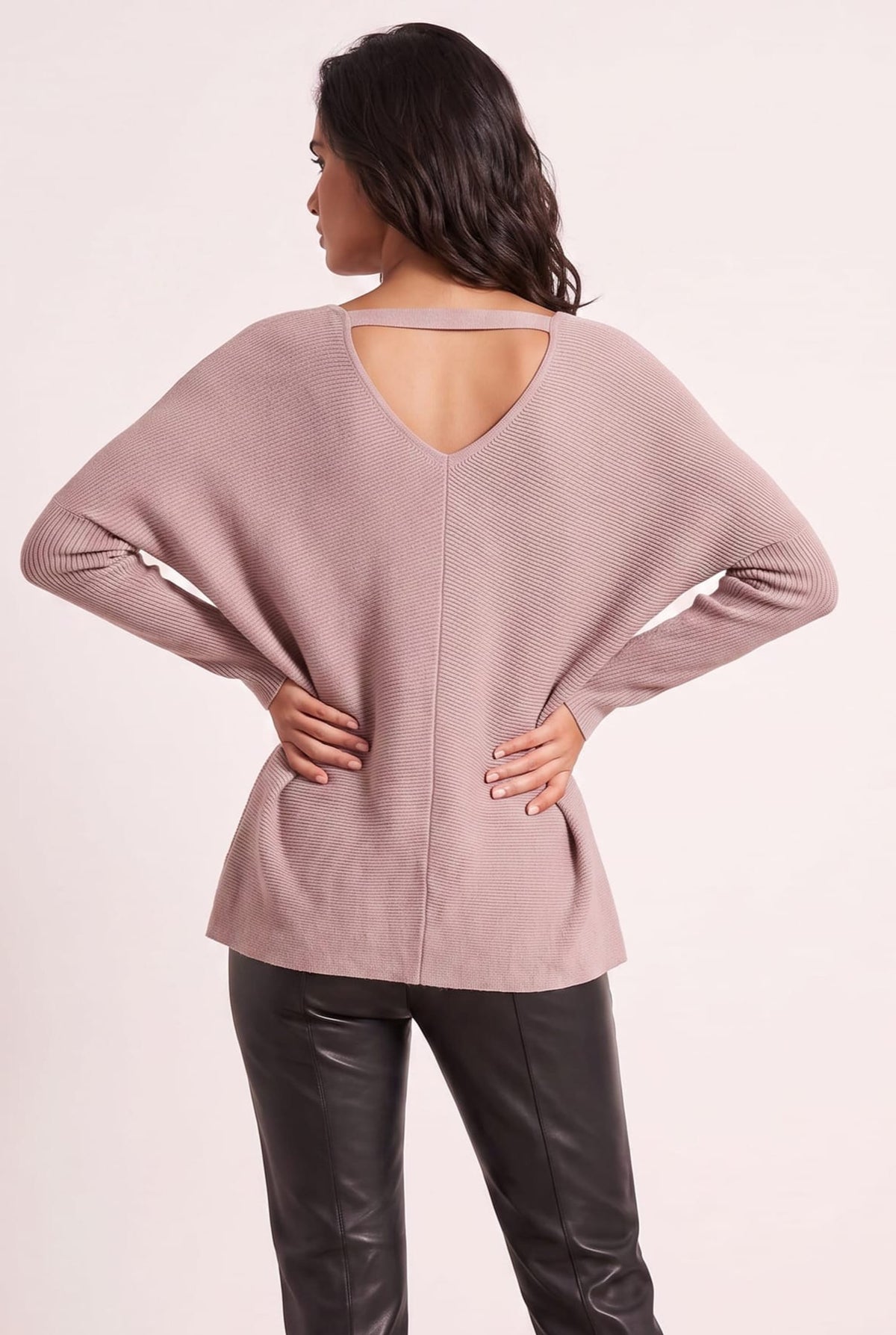Ella Oversized knitted V Neck Jumper / Beige