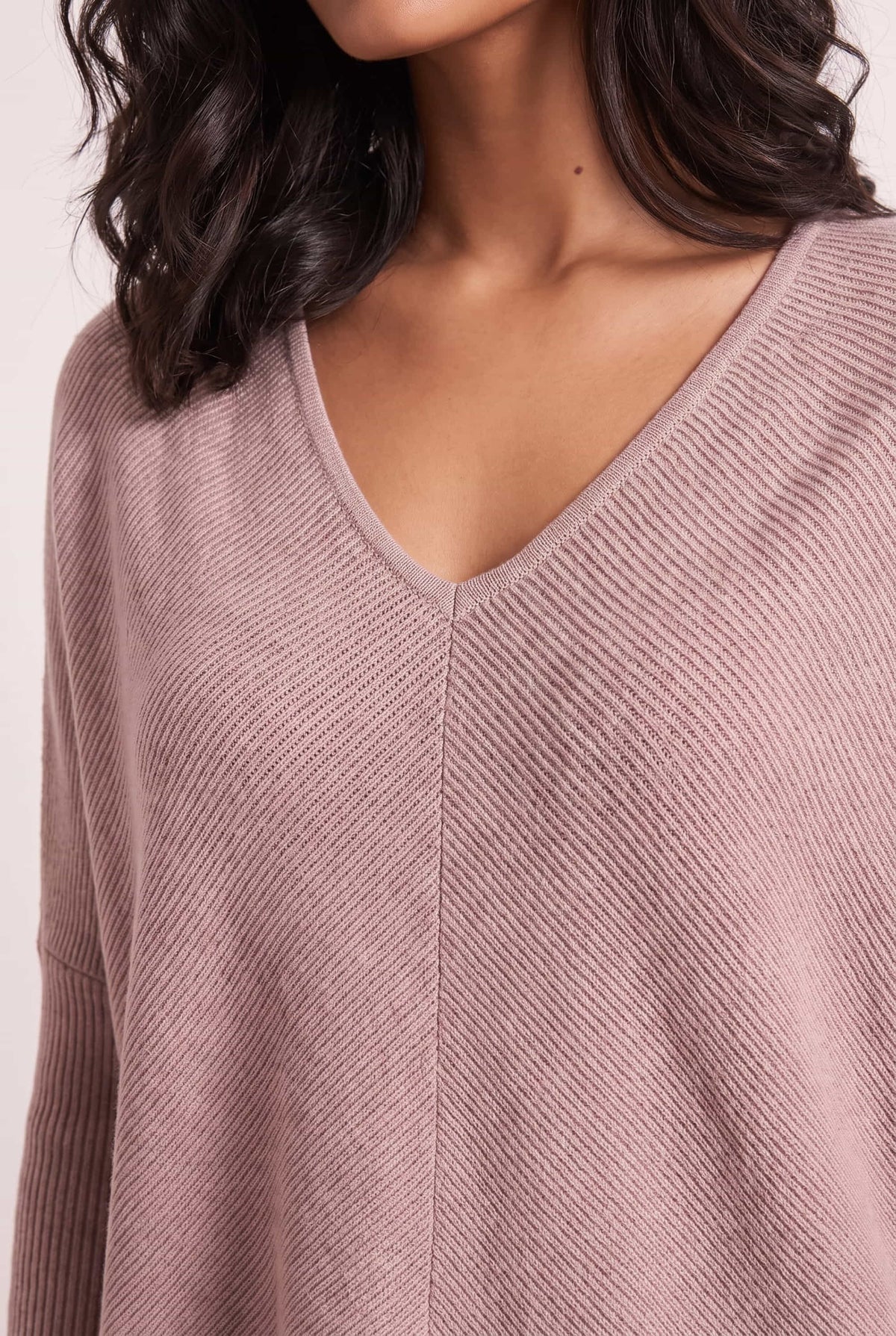 Ella Oversized knitted V Neck Jumper / Beige