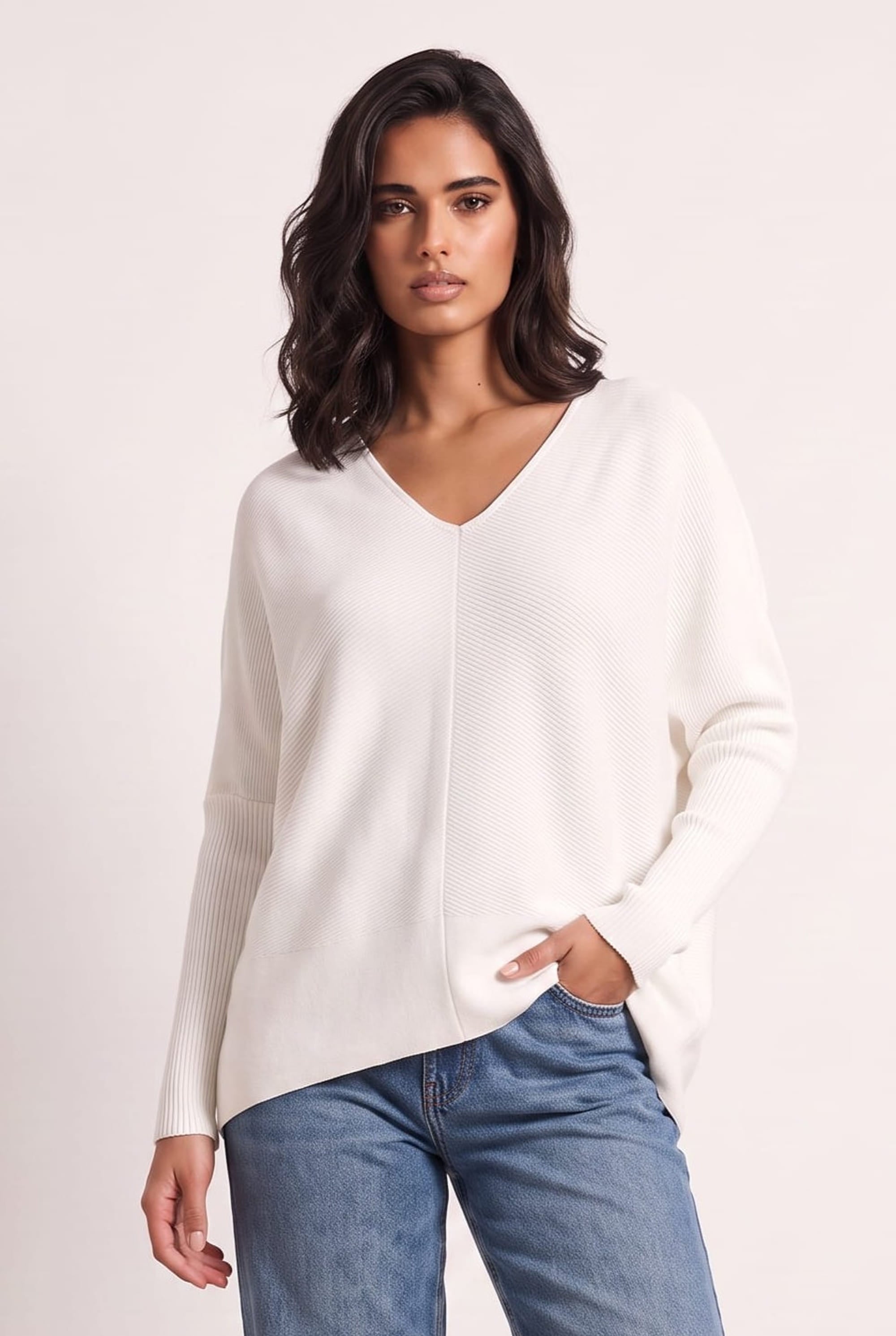 Ella Oversized knitted V Neck Jumper / Ivory