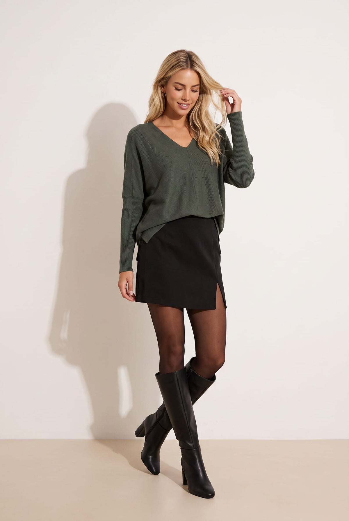 Ella Oversized knitted V Neck Jumper / Khaki