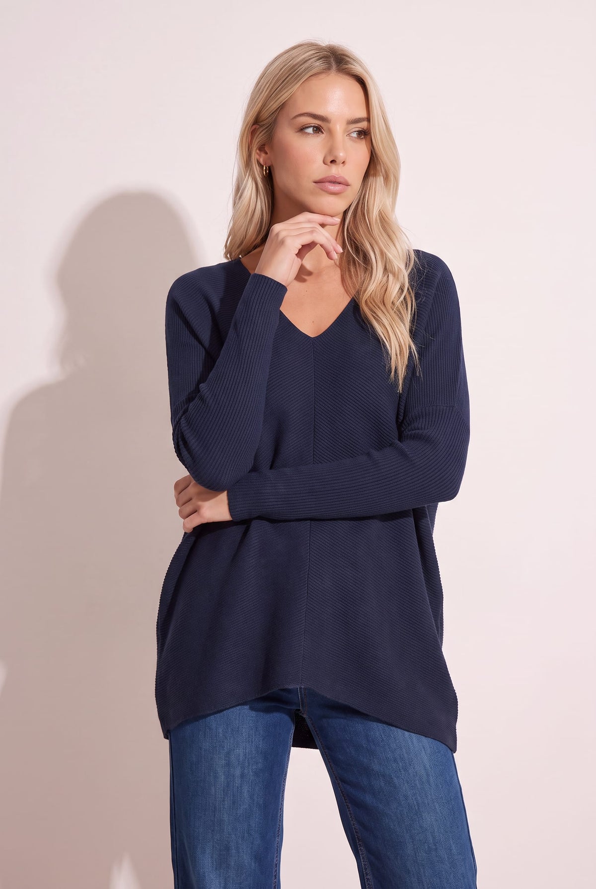 Ella Oversized knitted V Neck Jumper / Navy