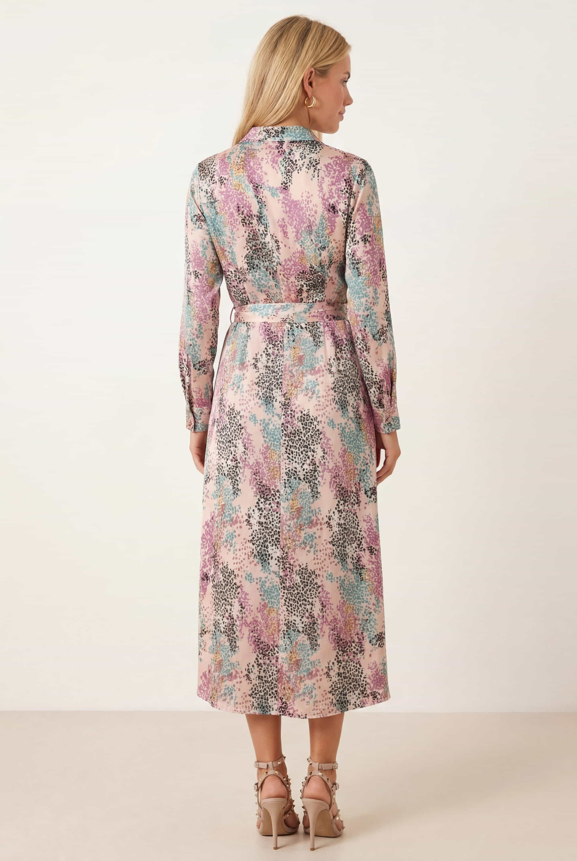 Fergie Reversible 2 in 1 Wrap Midi Dress / Animal Print