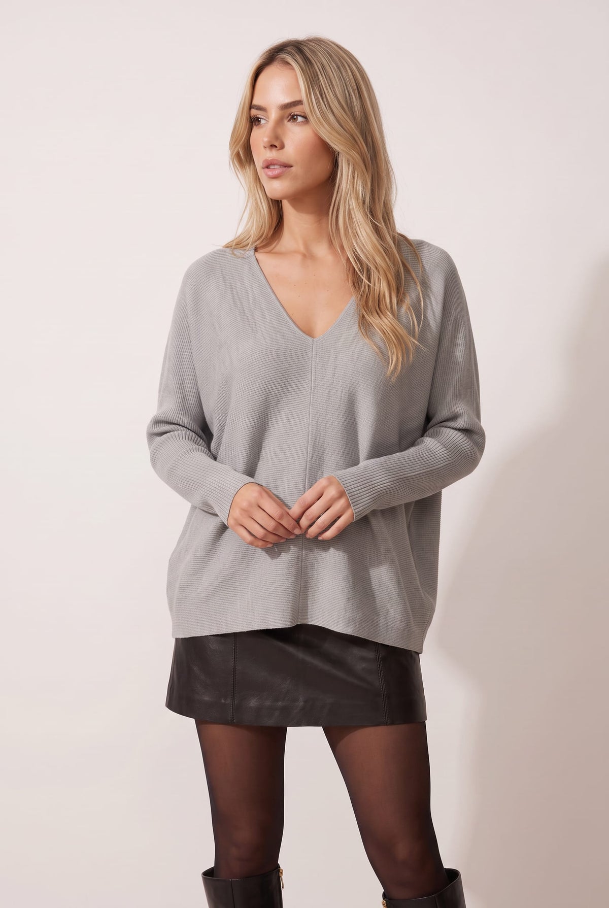Ella Oversized knitted V Neck Jumper / Grey