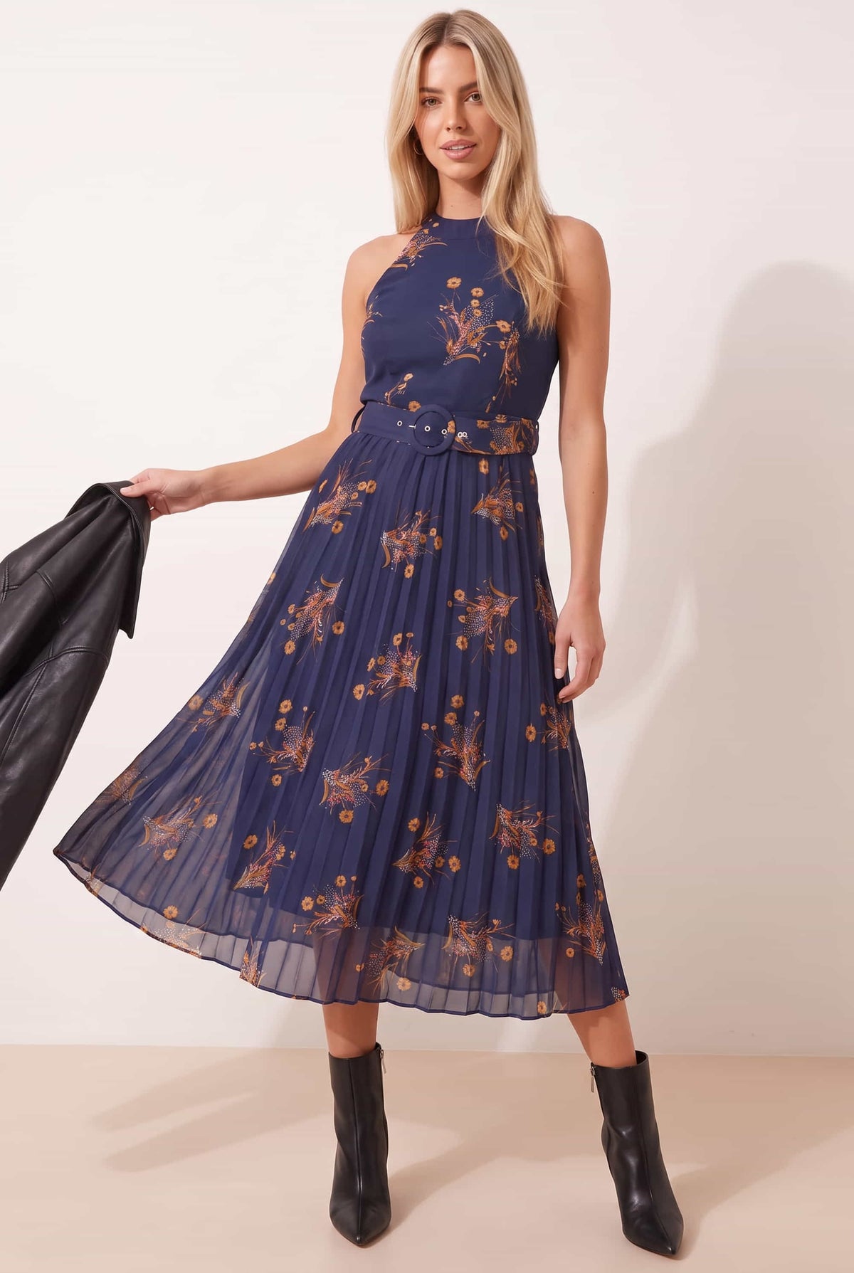 Luisa Belted Pleated Maxi Dress / Navy Floral Print