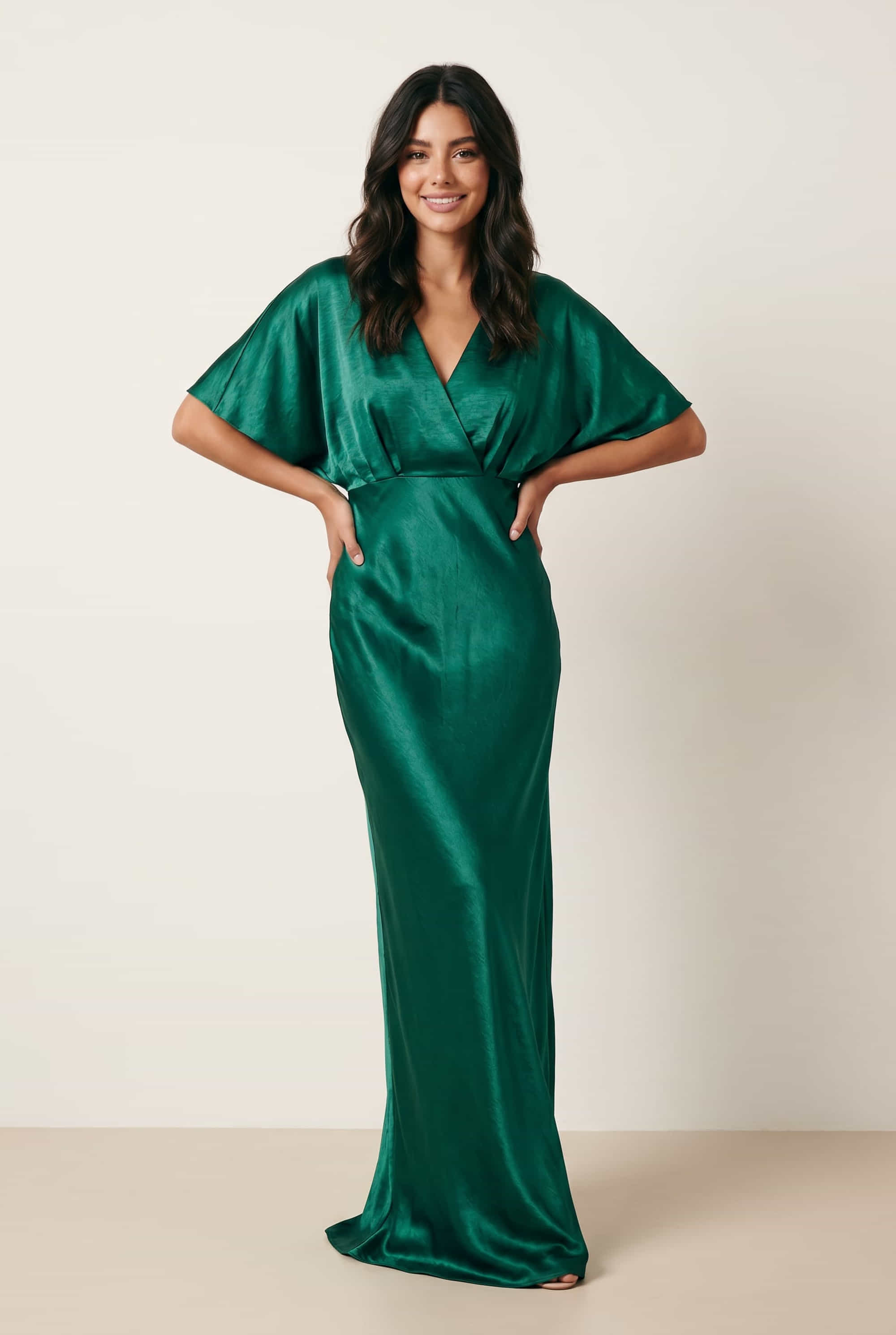 Angel Sleeve Maxi Satin Dress / Emerald Green – Style Cheat
